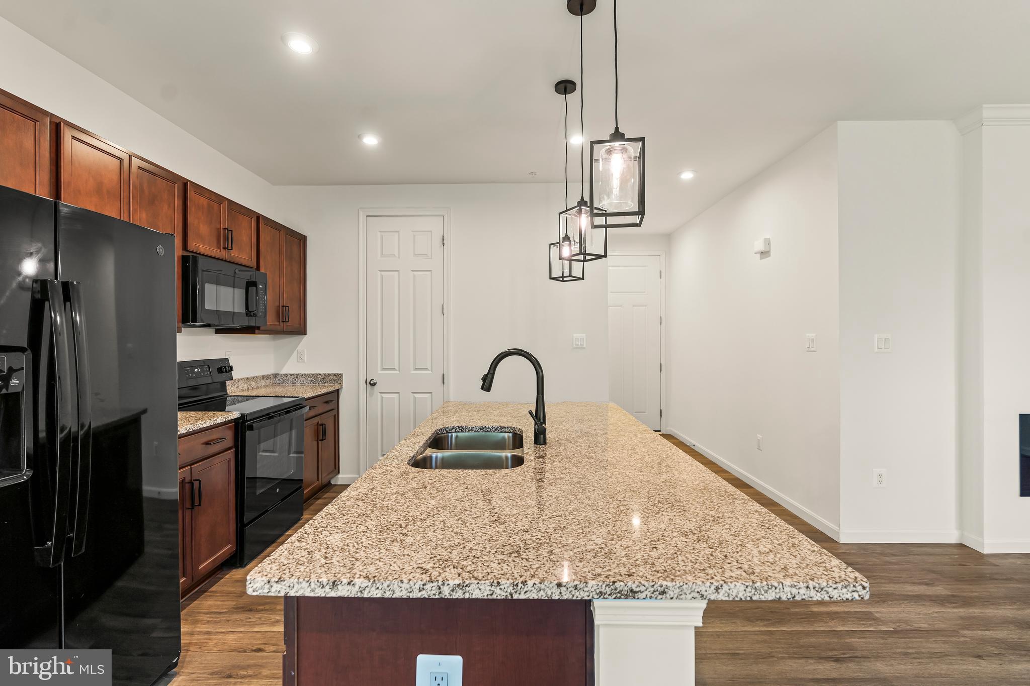 HAGERS CROSSING - Residential