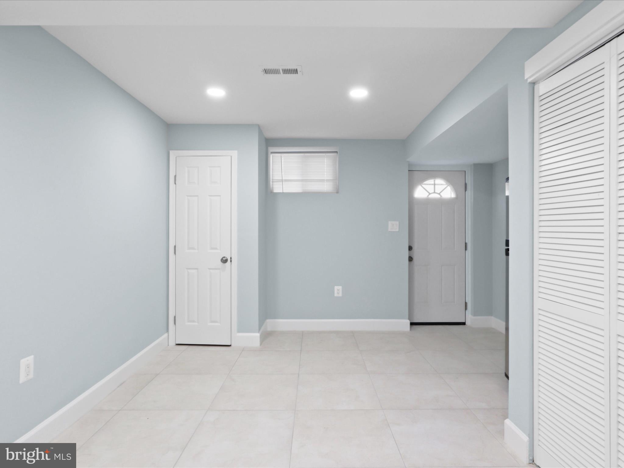 WESTVIEW HILLS - Residential