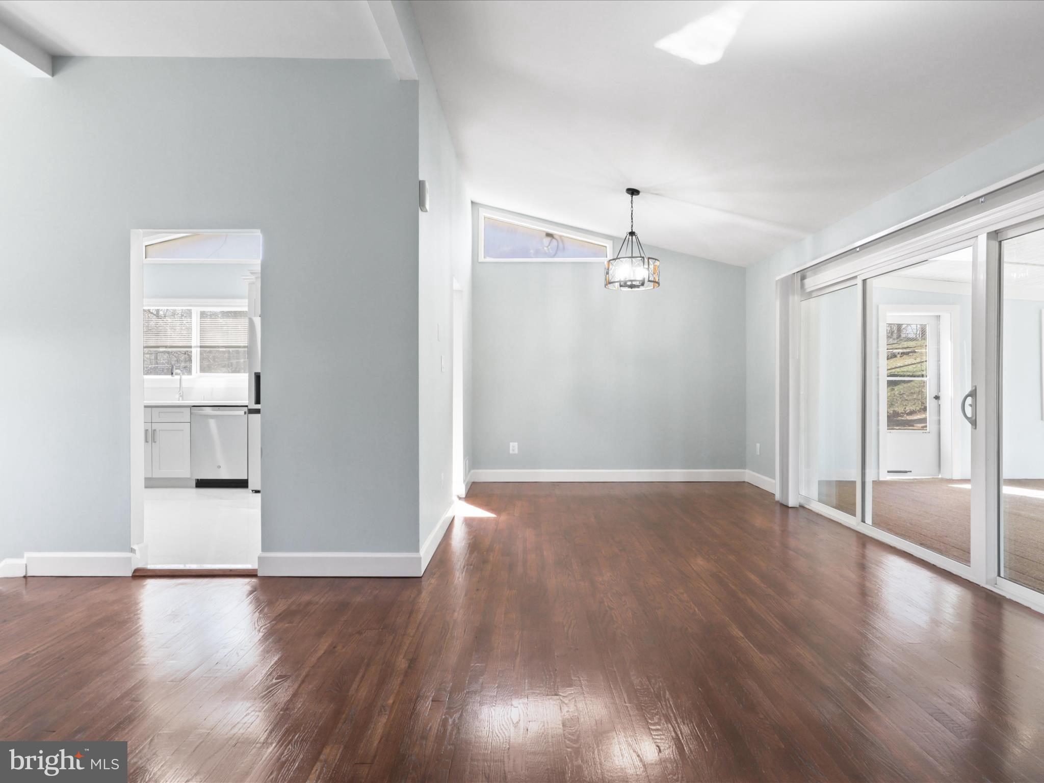 WESTVIEW HILLS - Residential