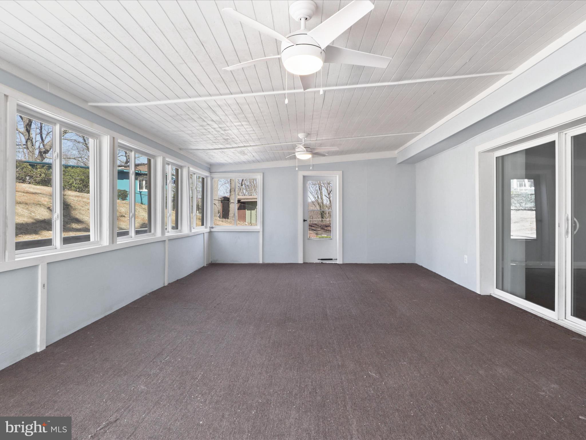 WESTVIEW HILLS - Residential