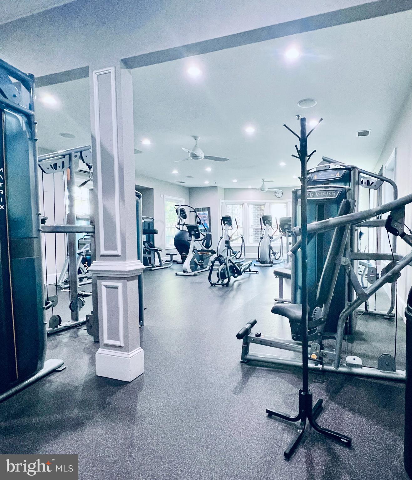 GATES OF MCLEAN - Residential