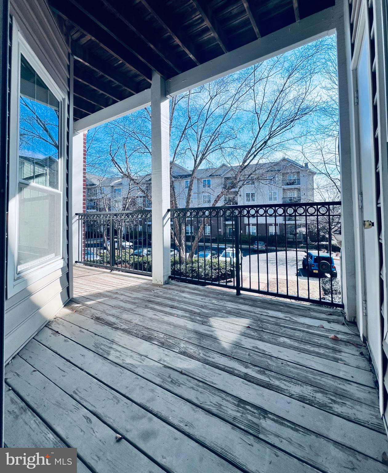 GATES OF MCLEAN - Residential