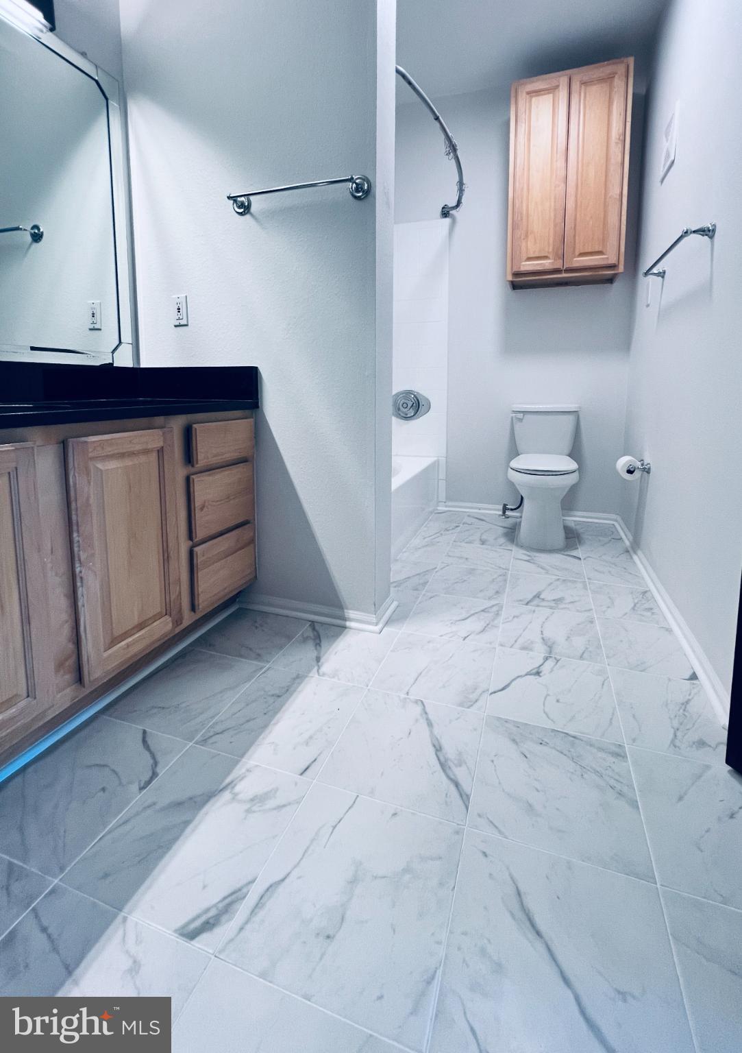 GATES OF MCLEAN - Residential