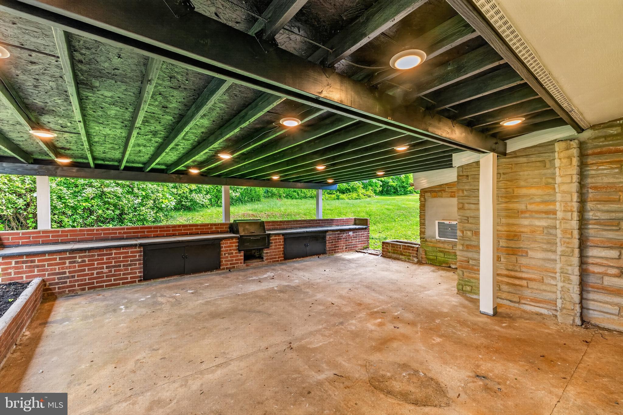 GWYNN OAK - Residential