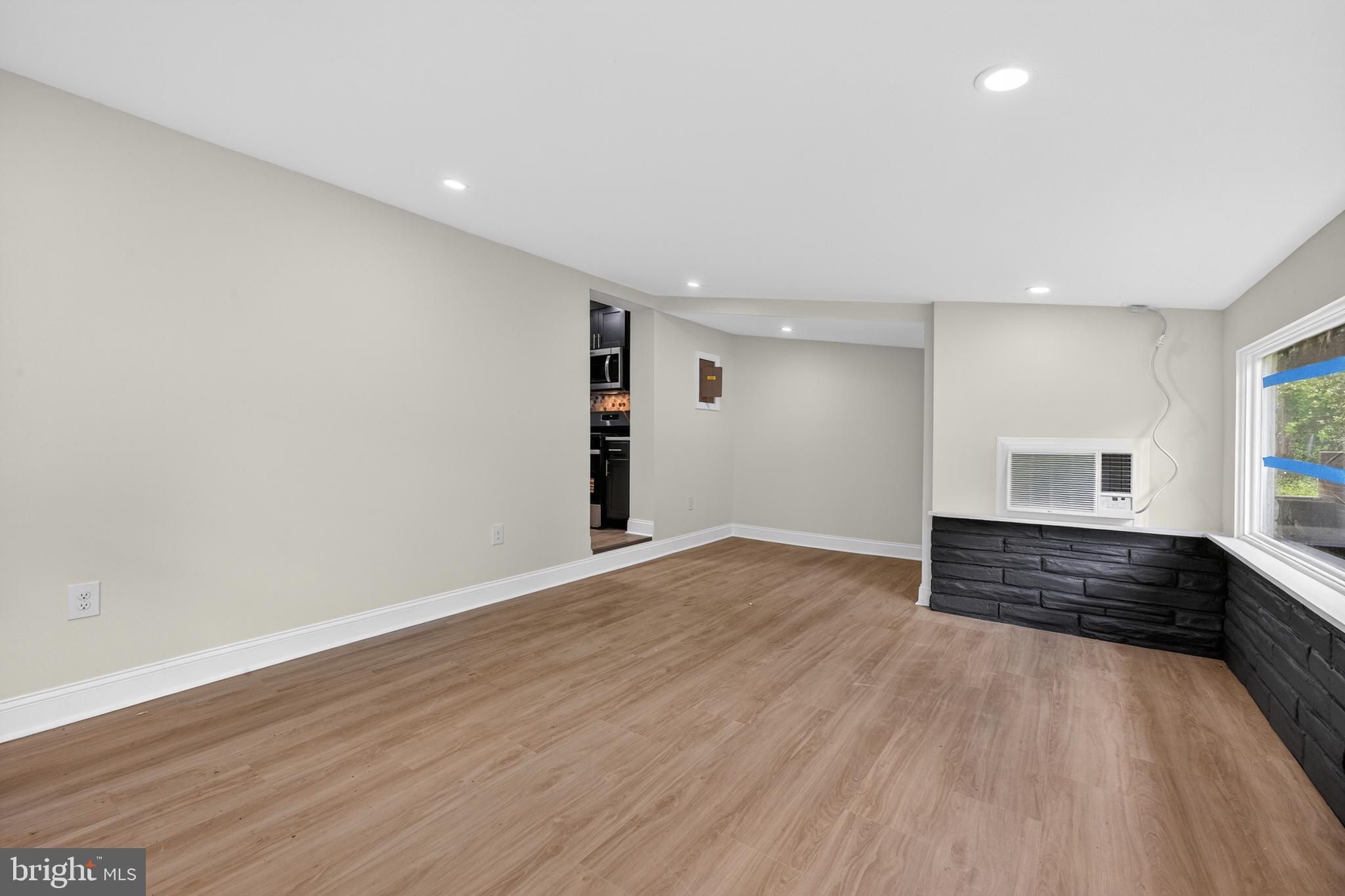 GWYNN OAK - Residential