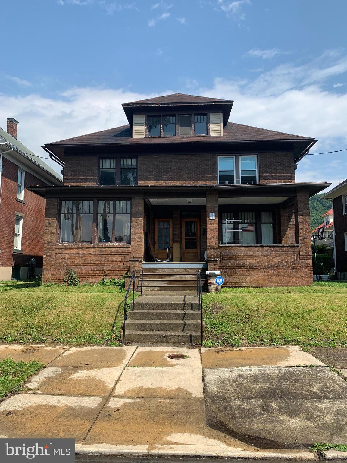Welcome to your next investment! In Greater Johnstown school district sits a huge duplex. Each side features 3 bedrooms and 1 bathroom. With a walk up attic for possible additional bedrooms. This duplex need rehabbed! It has working heat on the 514 side but none on the 512 side.
This duplex also has a one car garage for additional parking. Don't miss out on a great investment opportunity! As is sale.