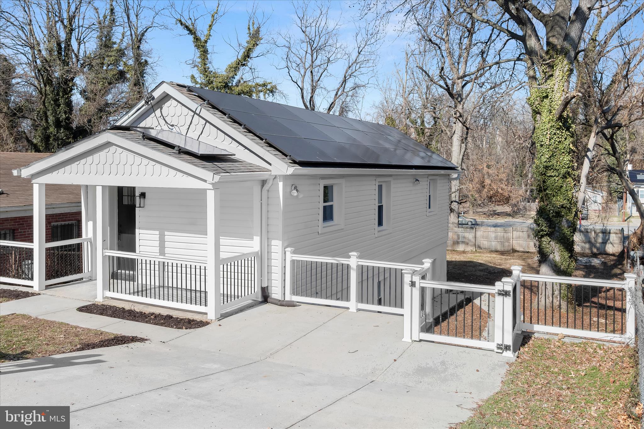 DEANWOOD PARK - Residential