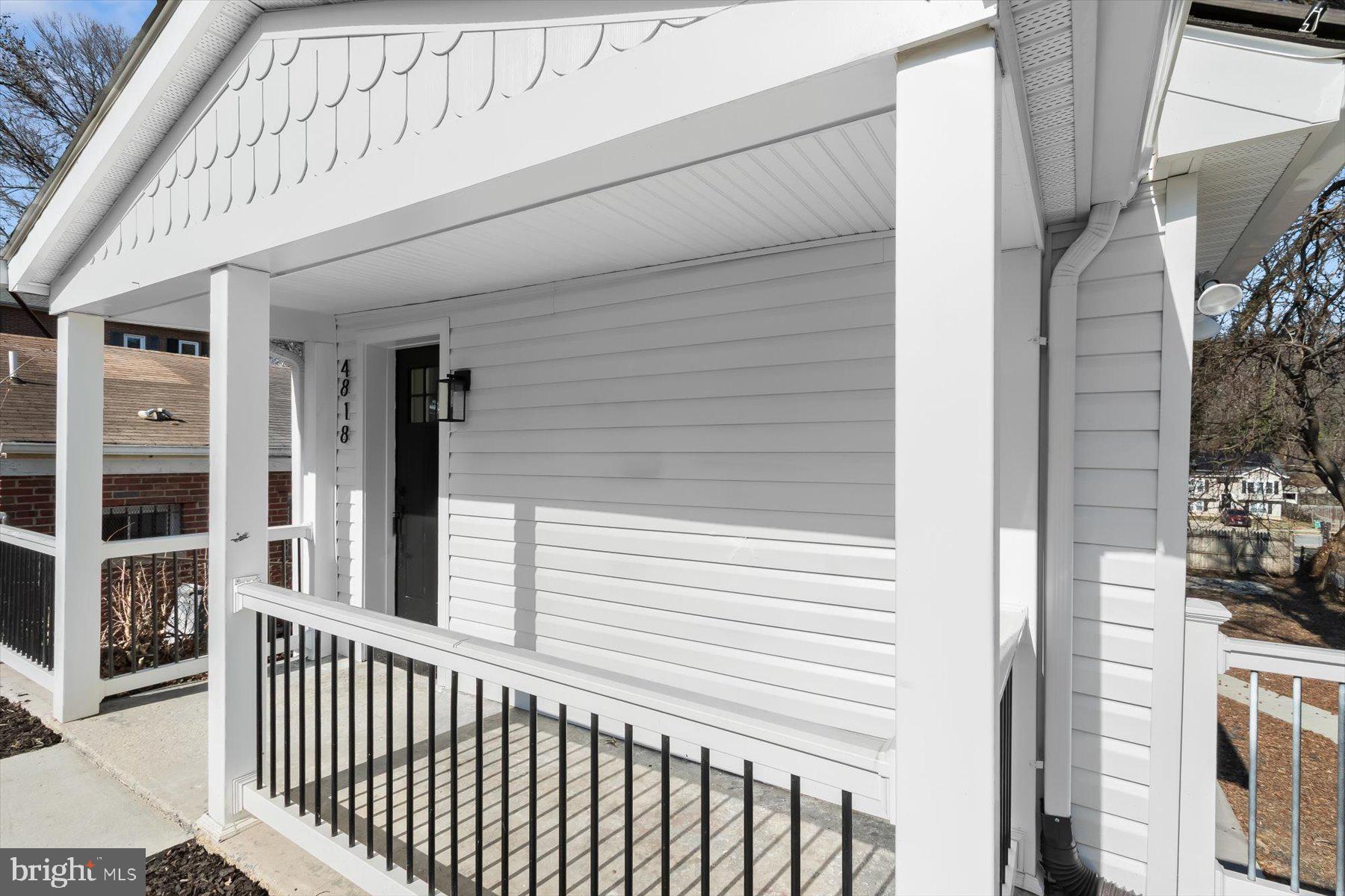 DEANWOOD PARK - Residential