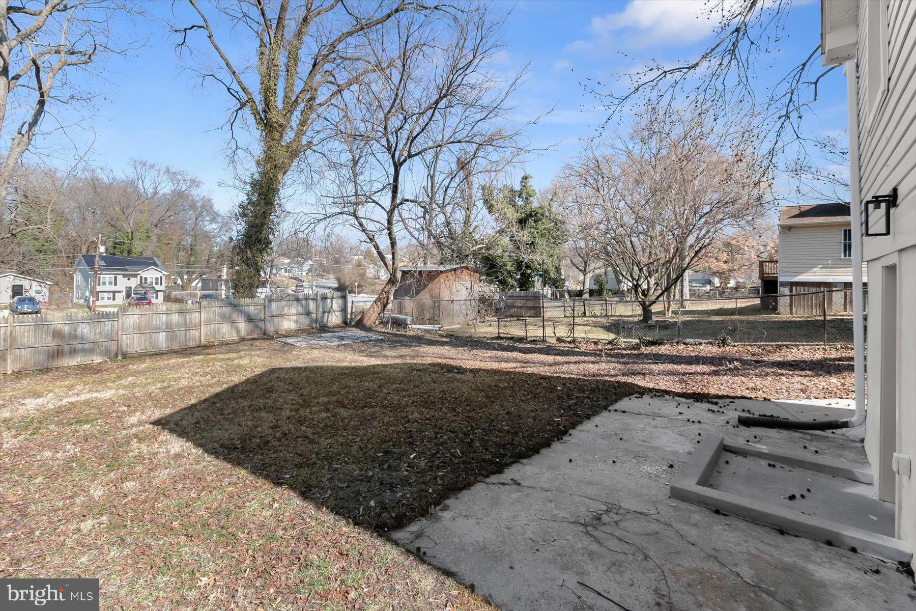 DEANWOOD PARK - Residential