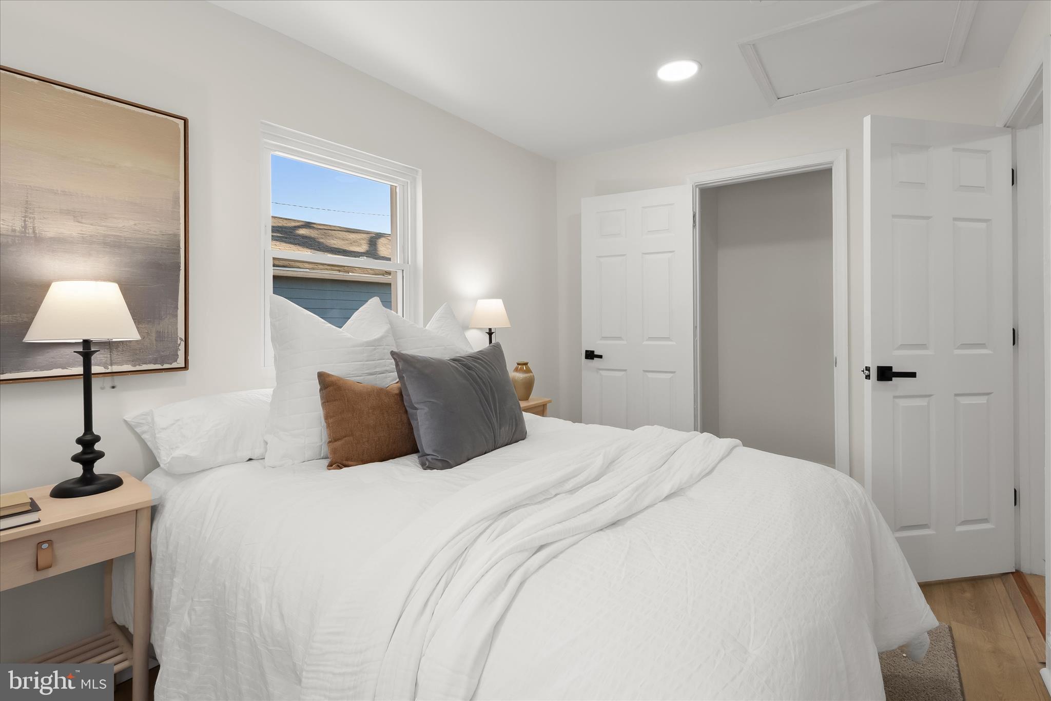 DEANWOOD PARK - Residential