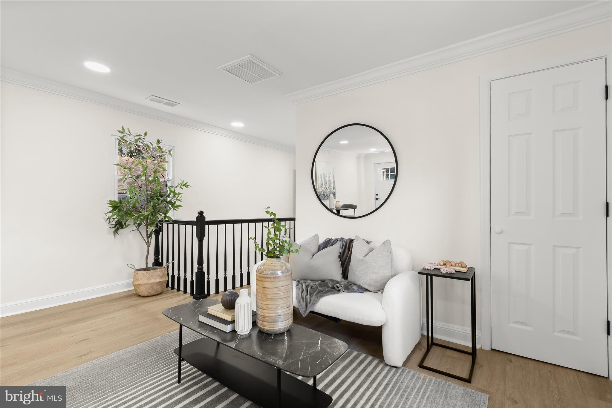 DEANWOOD PARK - Residential