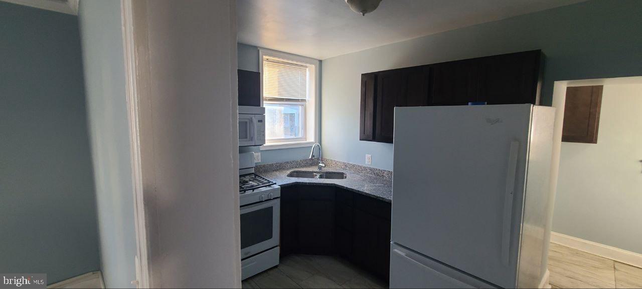 GOVANS - Residential Lease