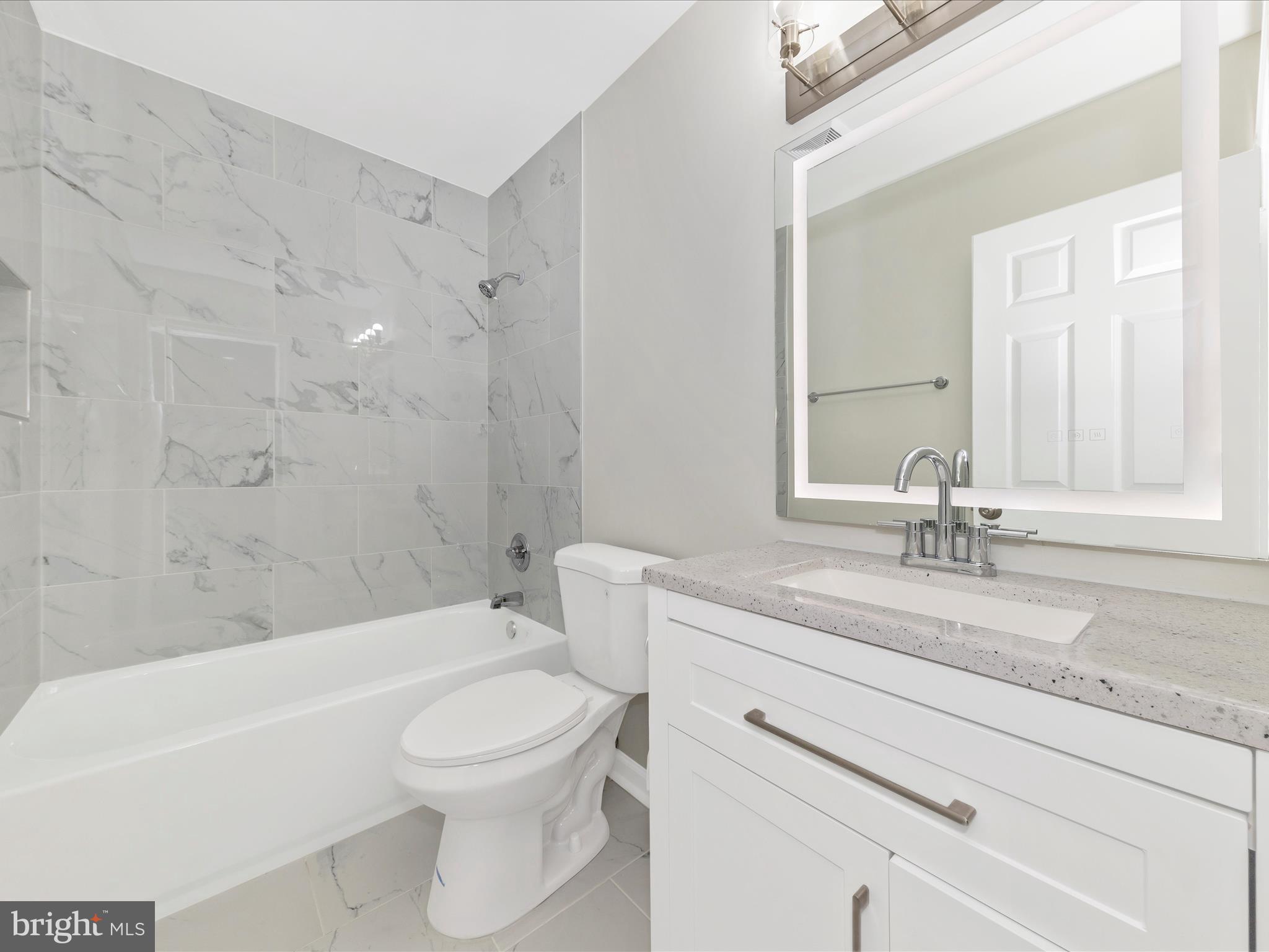 IDYLWOOD STATION - Residential