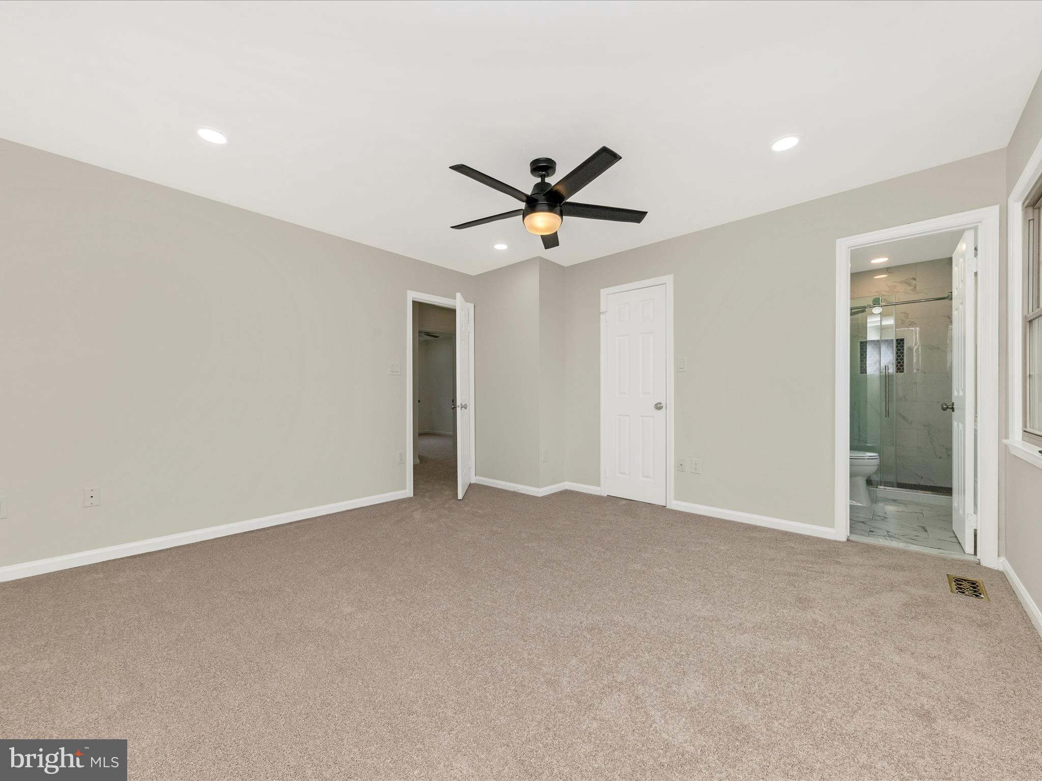 IDYLWOOD STATION - Residential