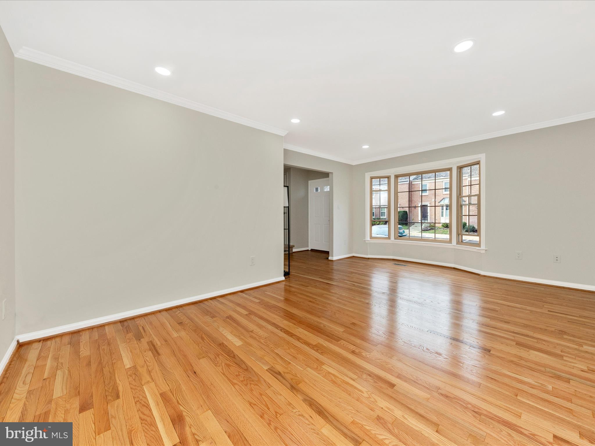 IDYLWOOD STATION - Residential