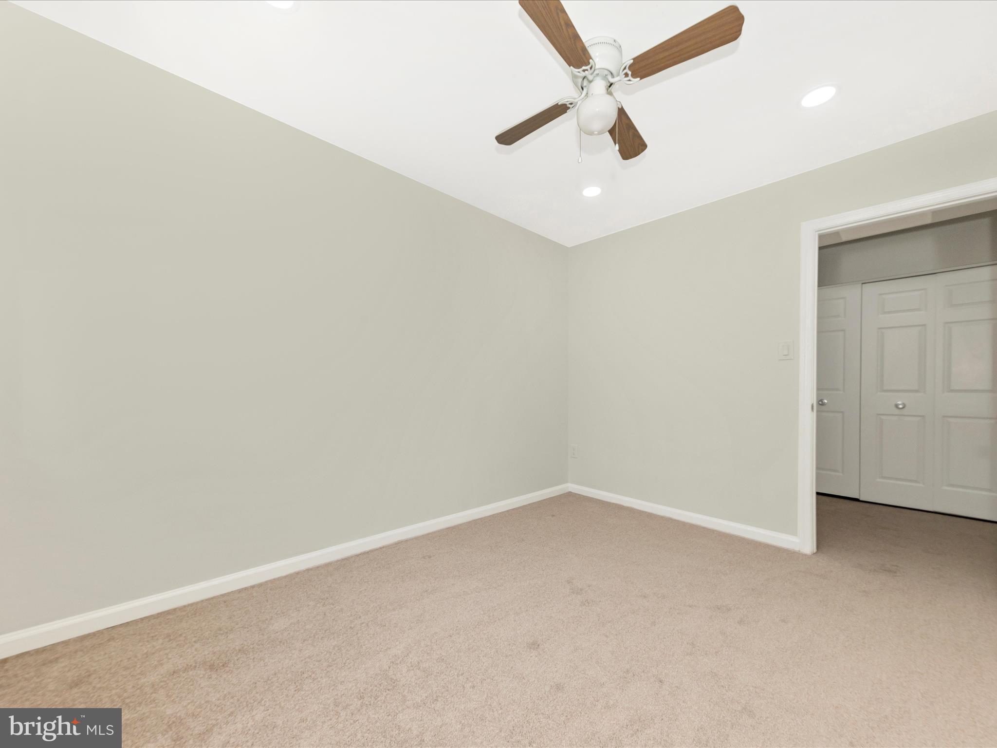 IDYLWOOD STATION - Residential