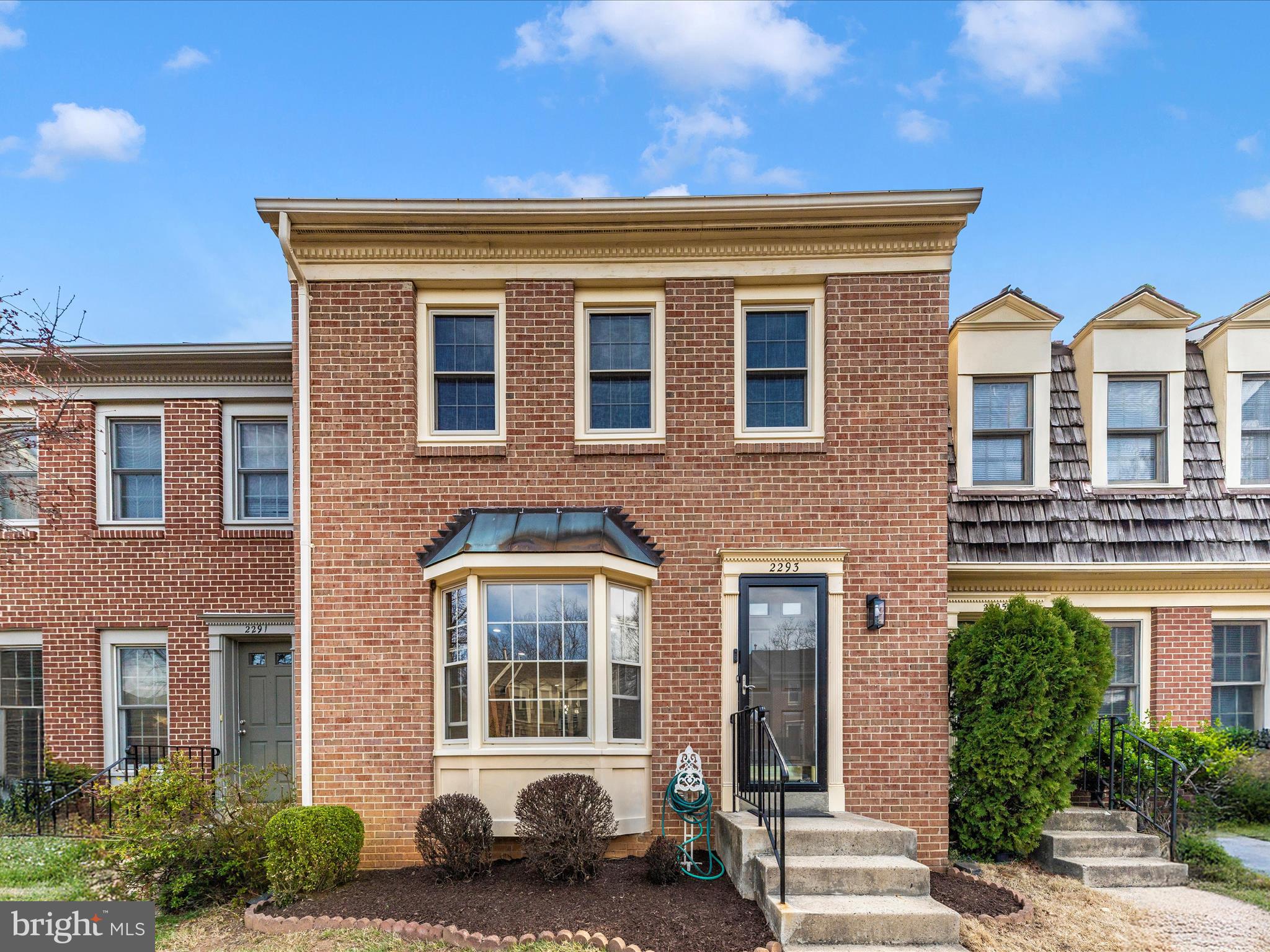 IDYLWOOD STATION - Residential