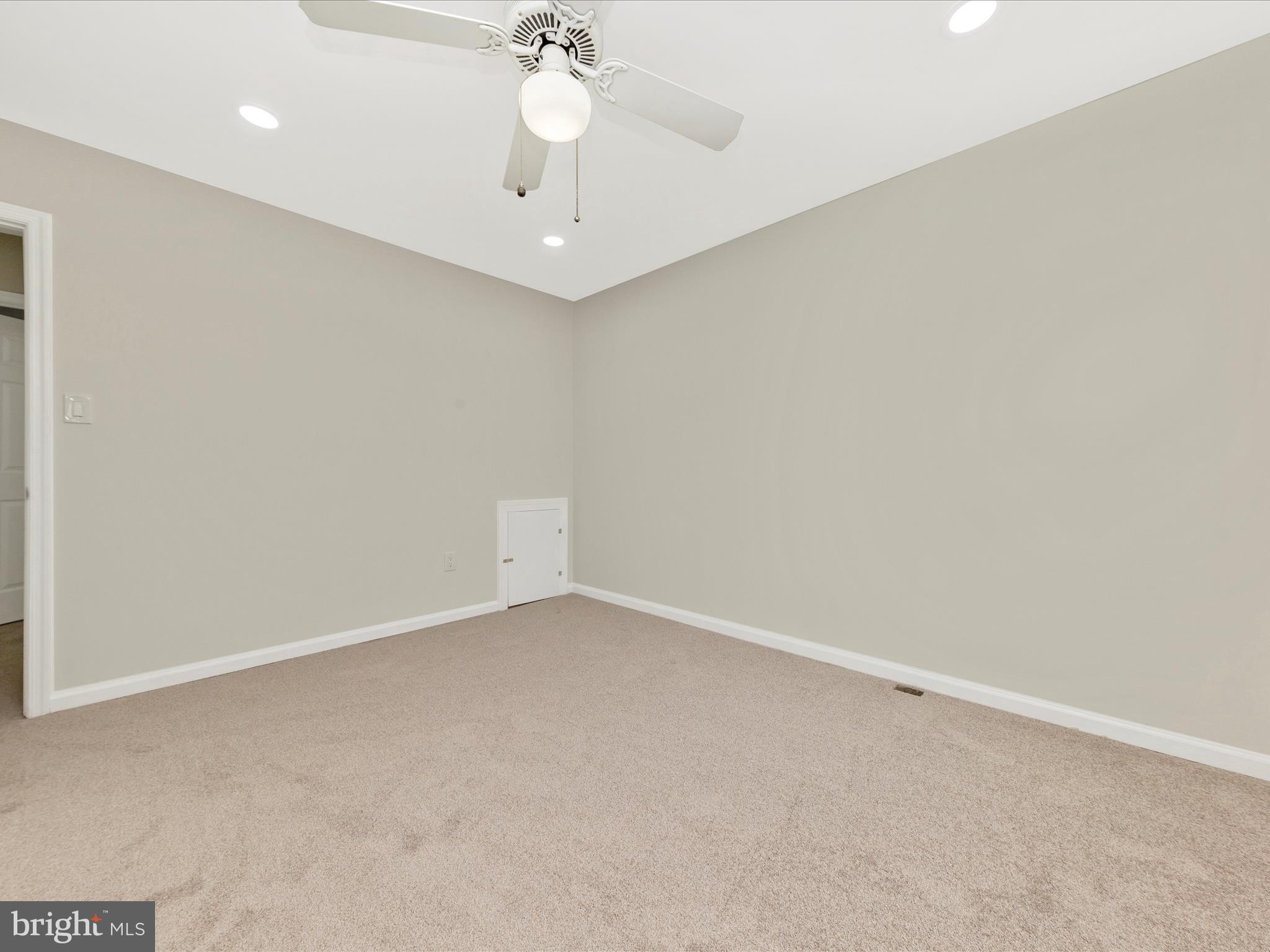 IDYLWOOD STATION - Residential