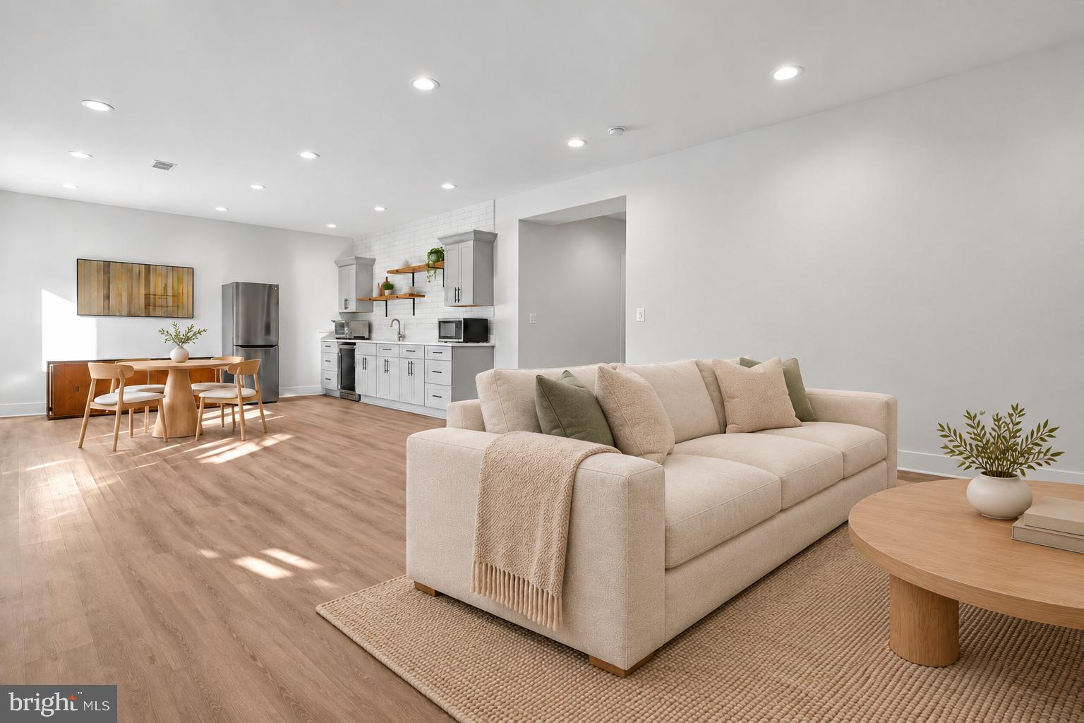 4816 16TH ROAD N LOWER LEVEL