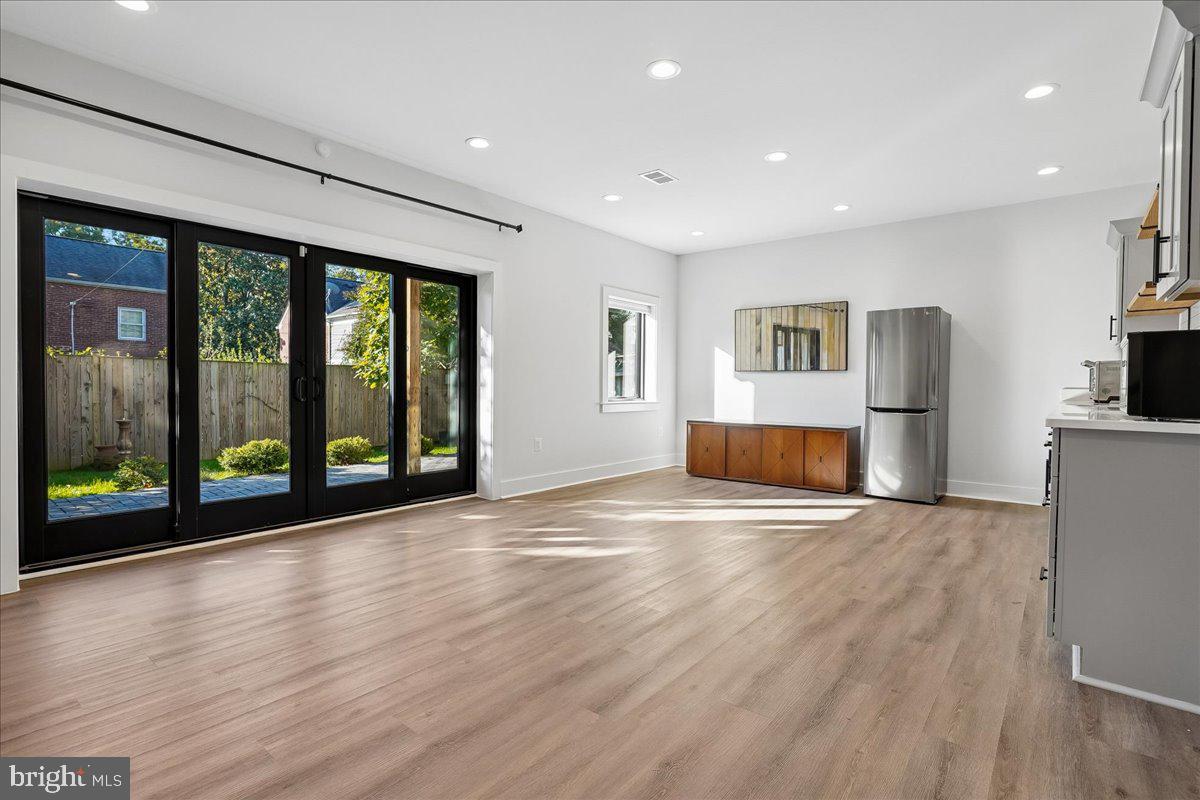 4816 16TH ROAD N LOWER LEVEL