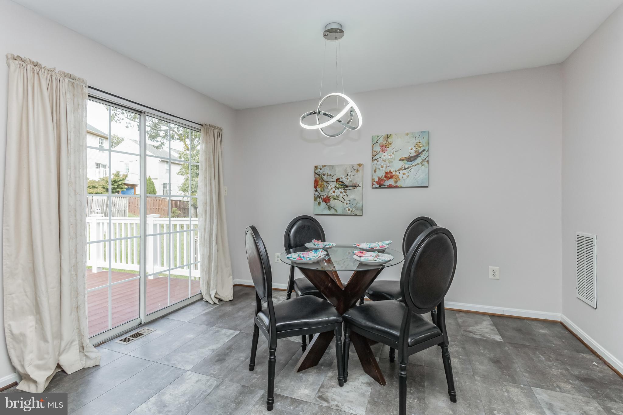 WILLOWS OF POTOMAC - Residential