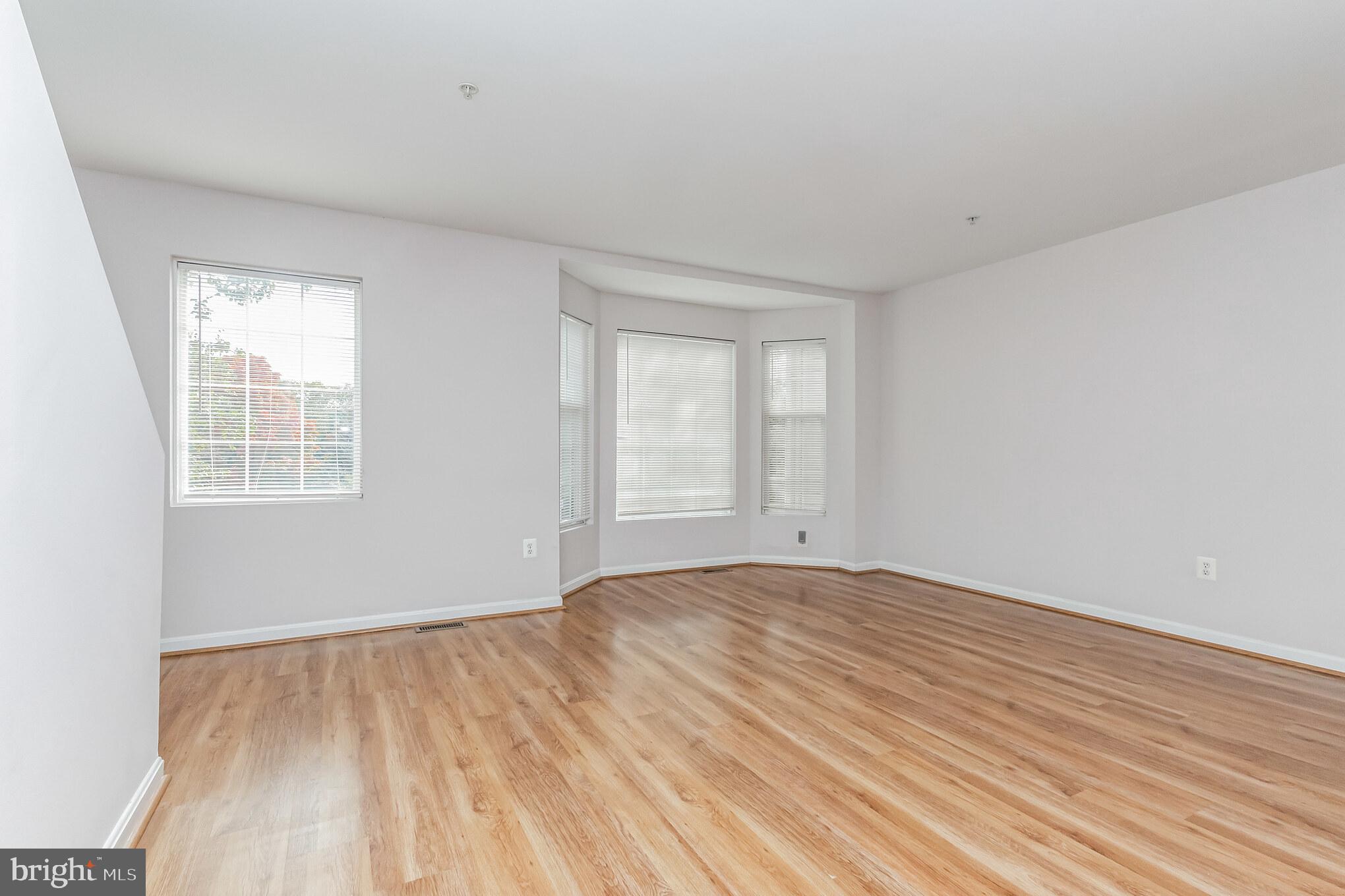 WILLOWS OF POTOMAC - Residential