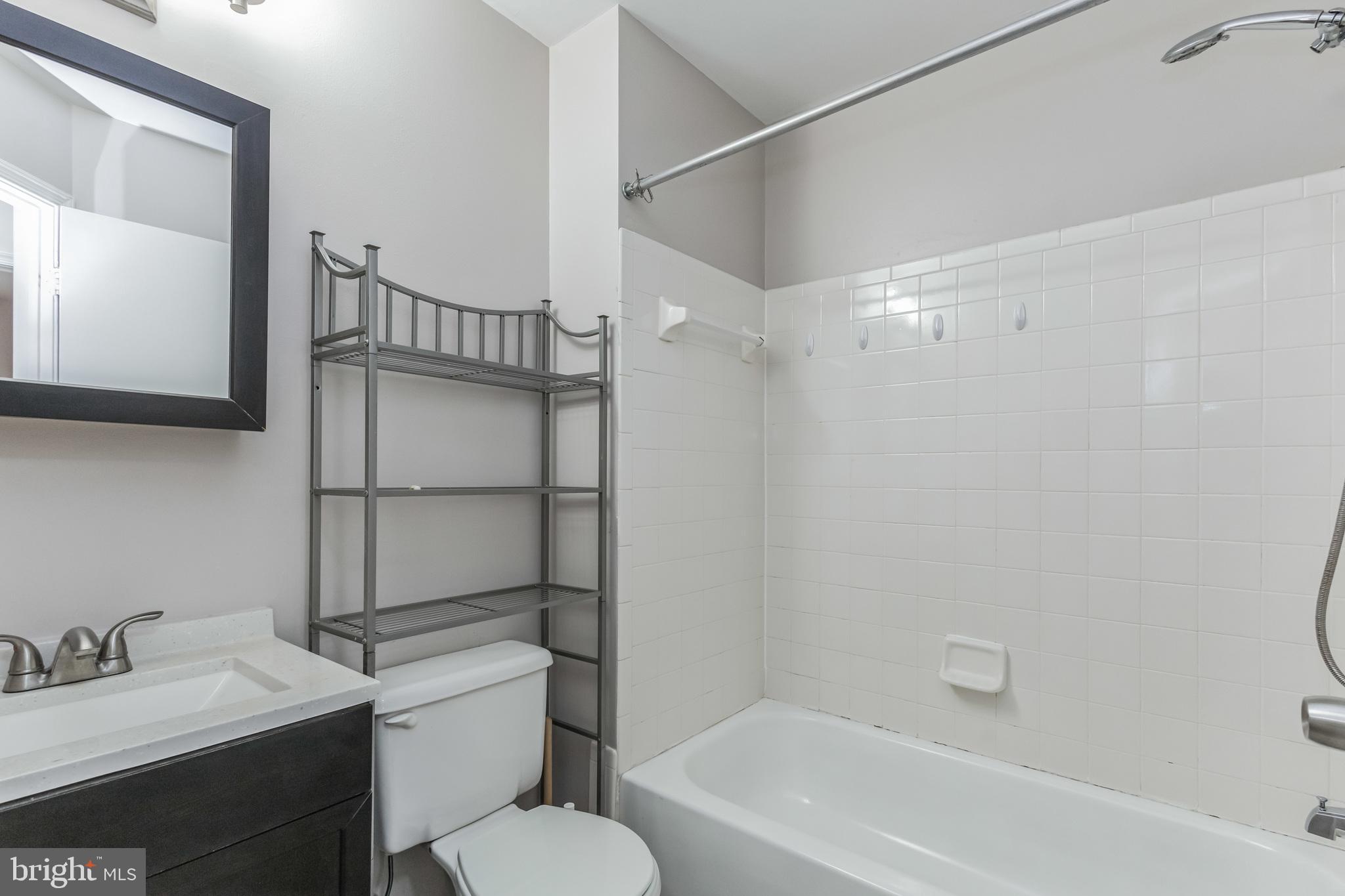 WILLOWS OF POTOMAC - Residential