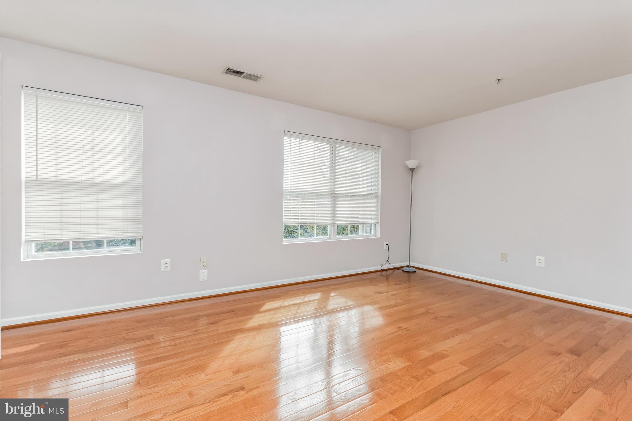 WILLOWS OF POTOMAC - Residential