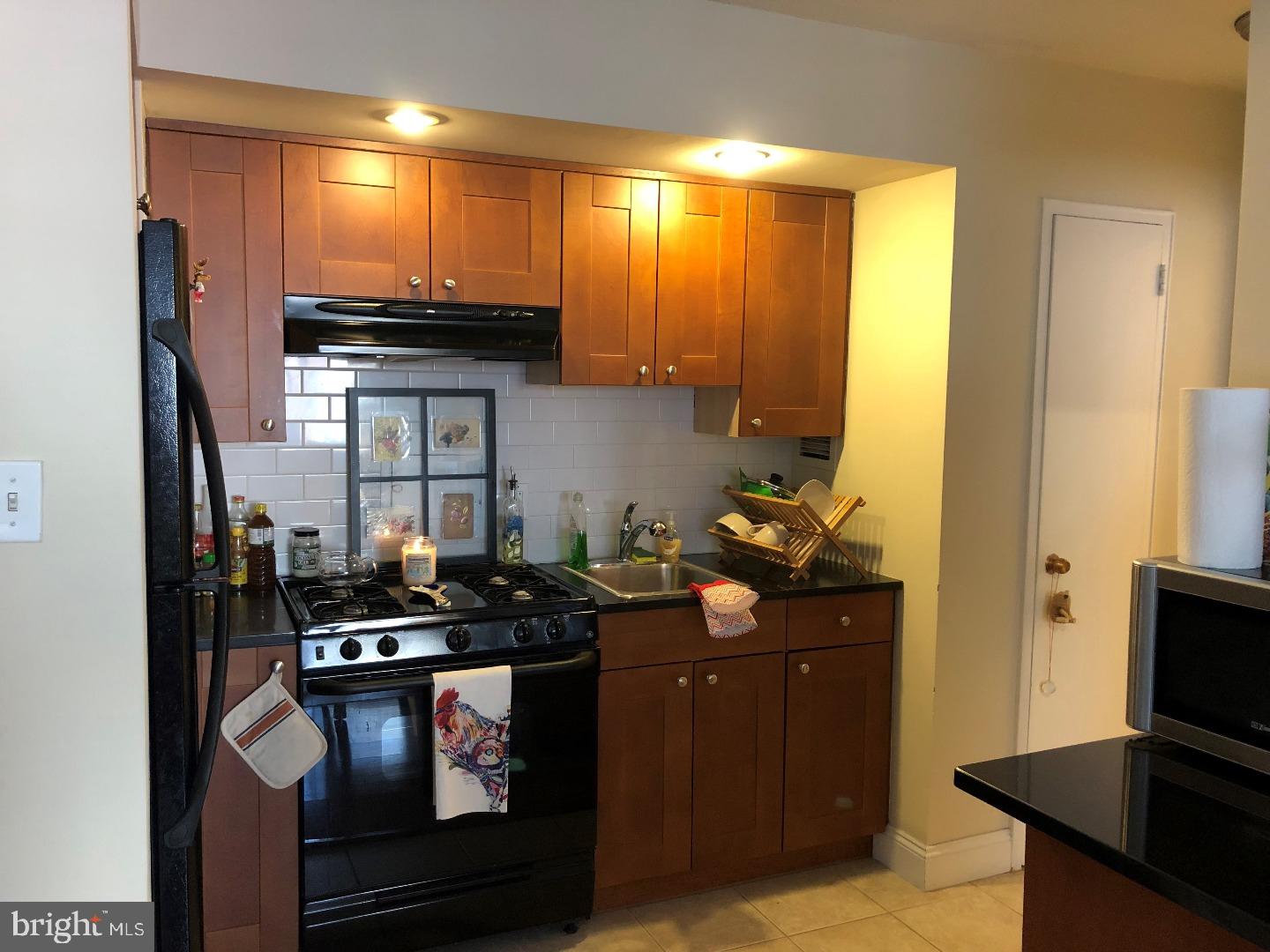 RITTENHOUSE SQUARE - Residential Lease