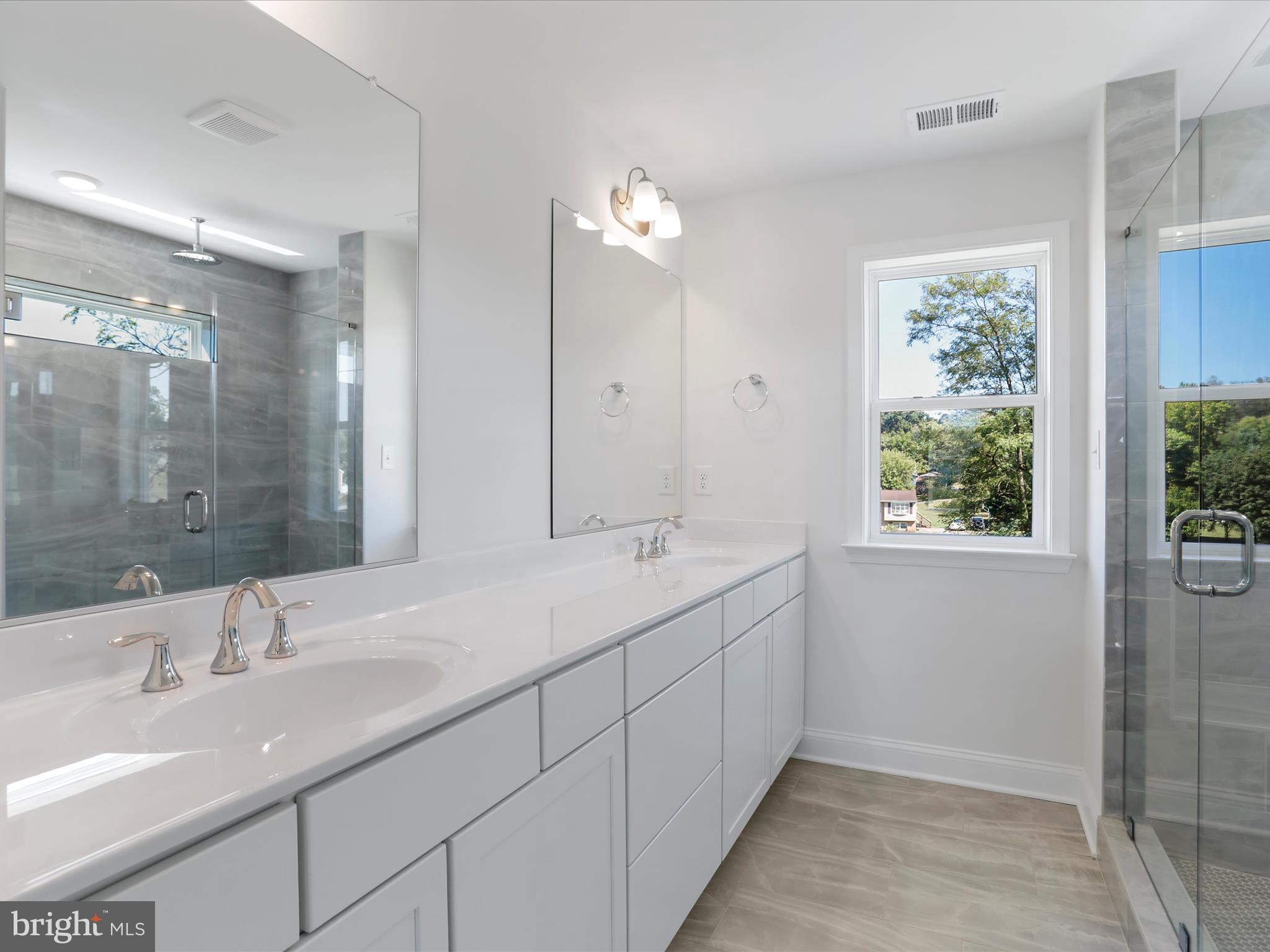 AMBERFIELD - Residential