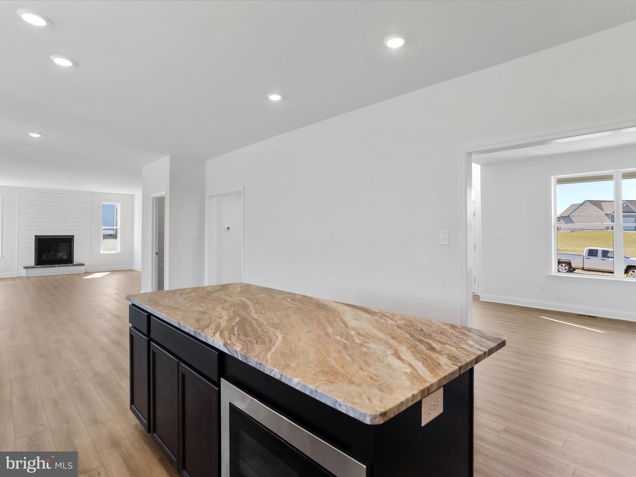 AMBERFIELD - Residential