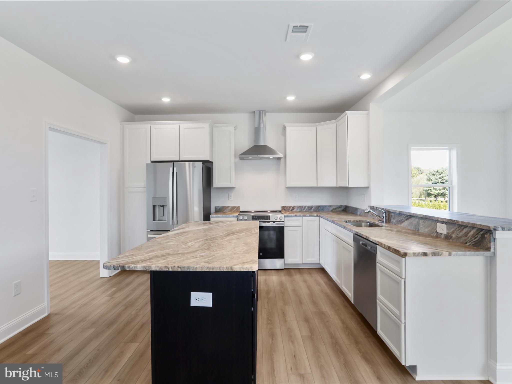 AMBERFIELD - Residential