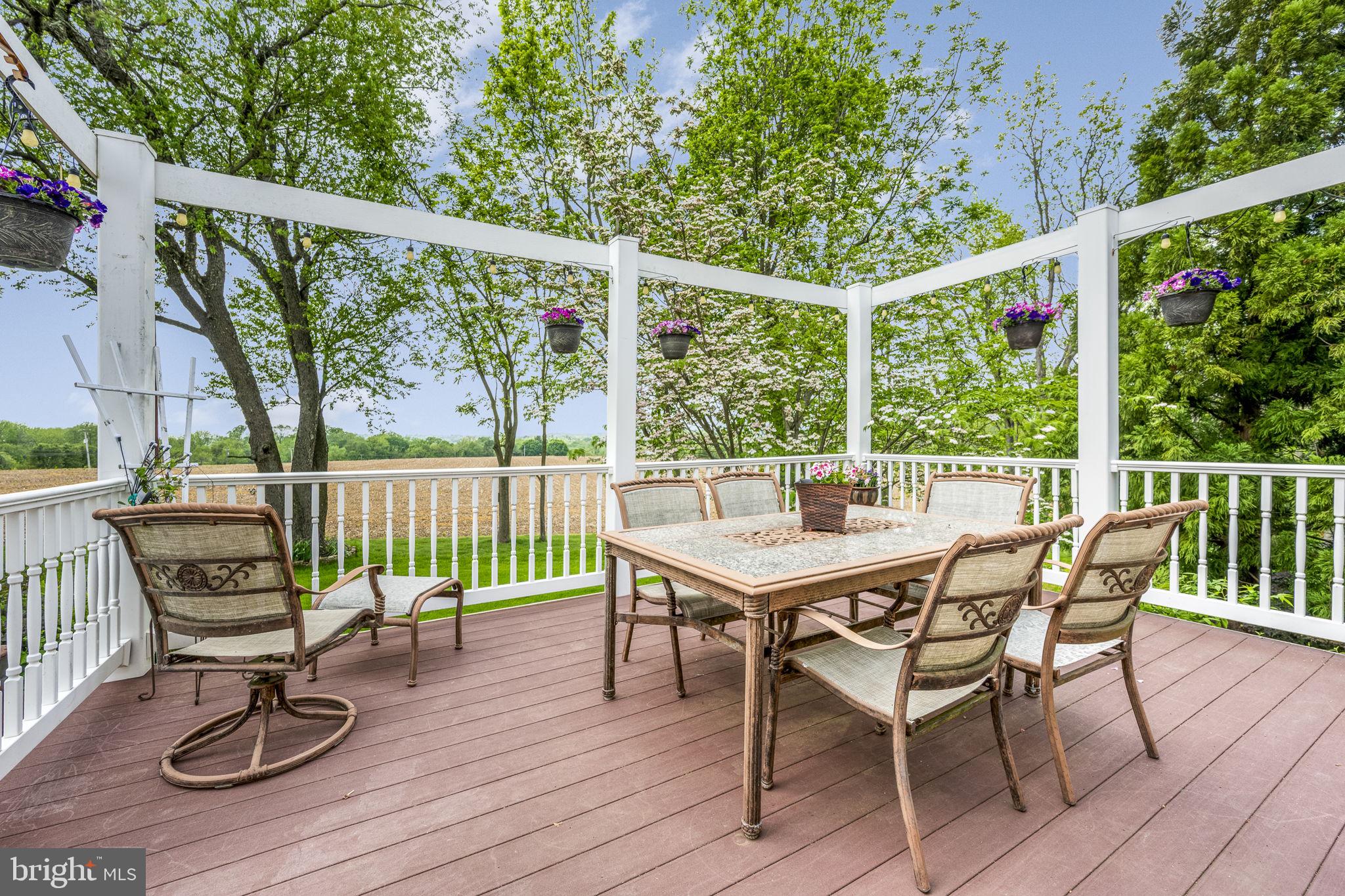 ESTS AT LONDON BROOK - Residential