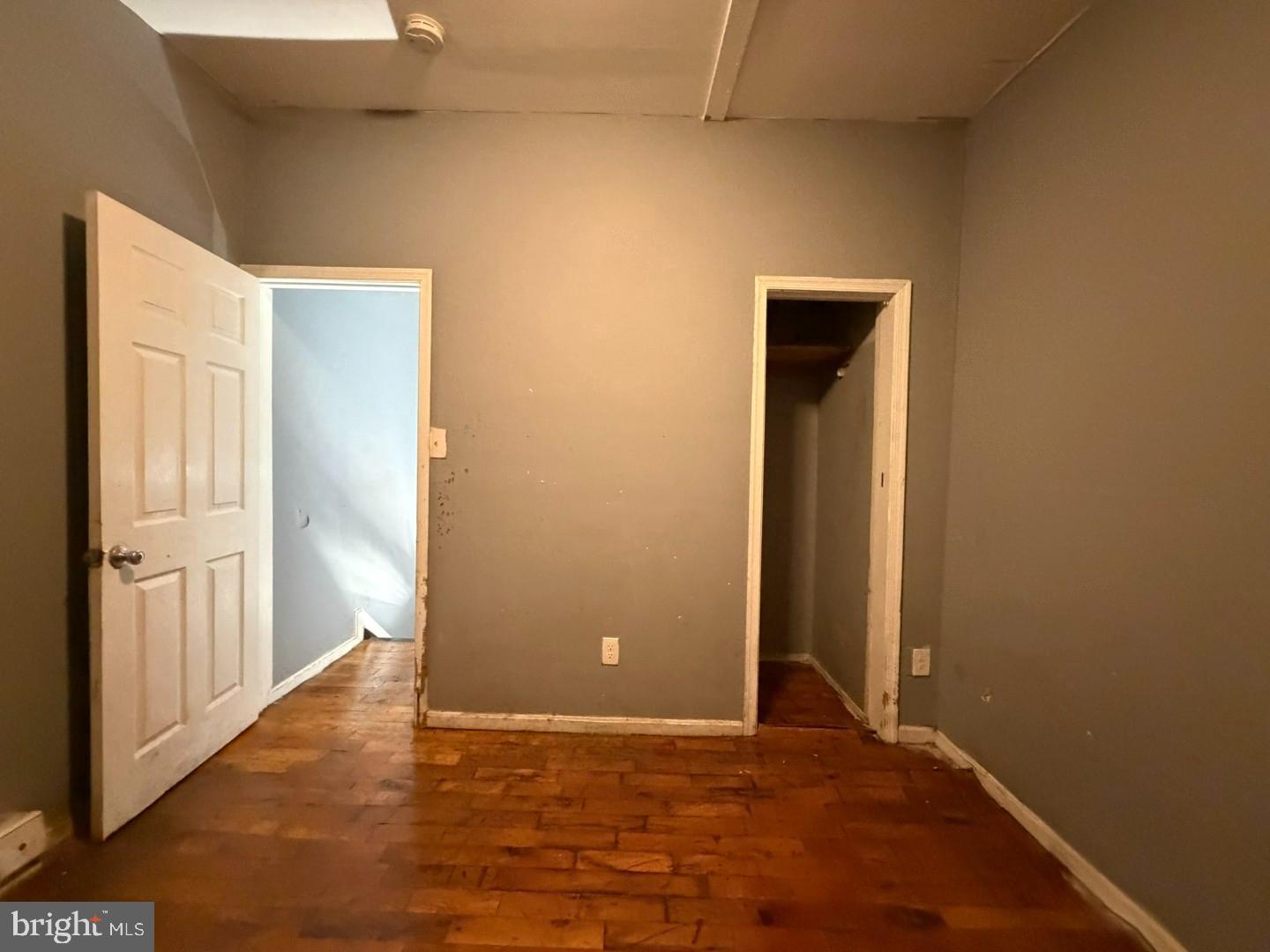 MADISON EASTEND - Residential