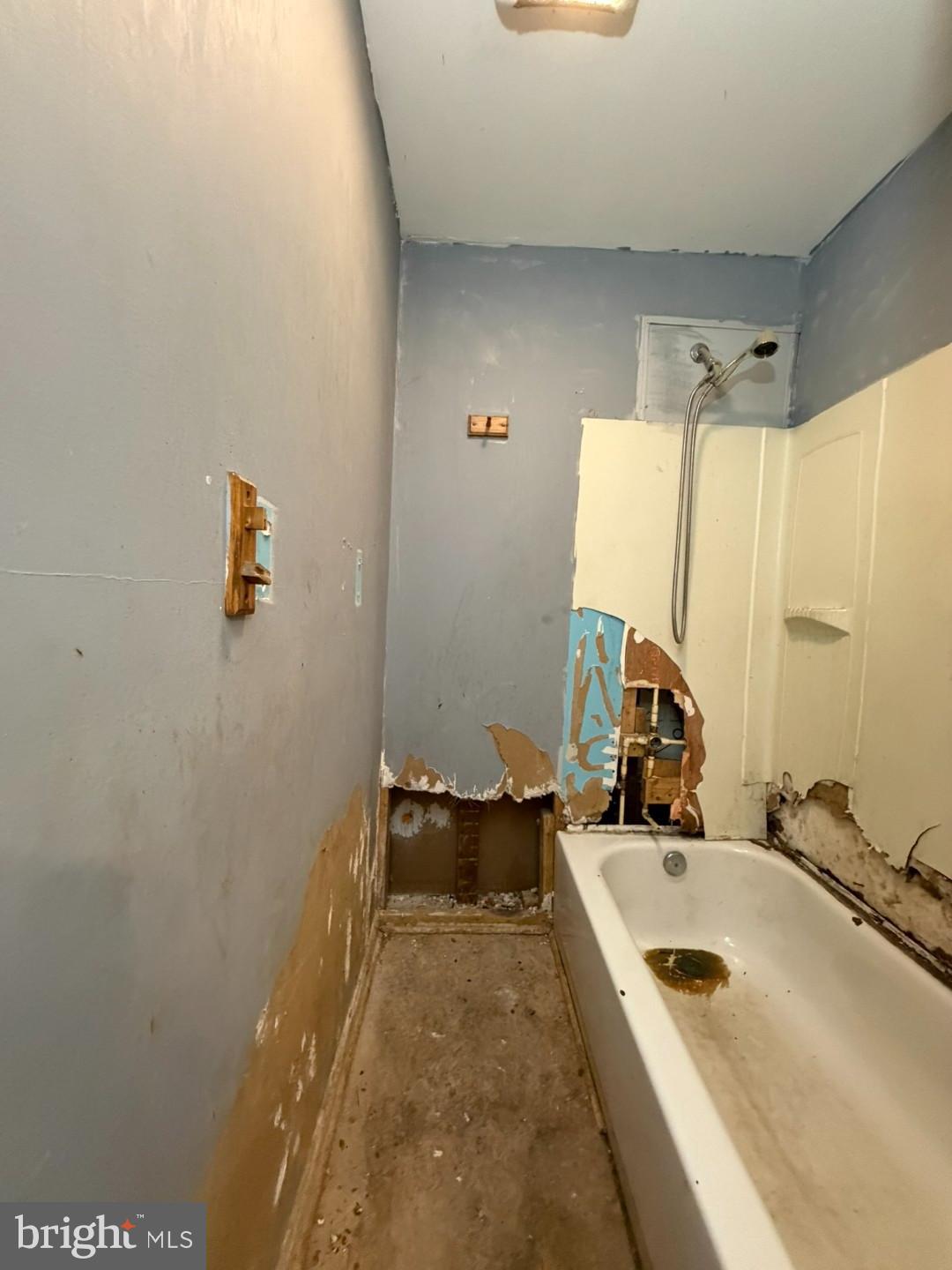 MADISON EASTEND - Residential