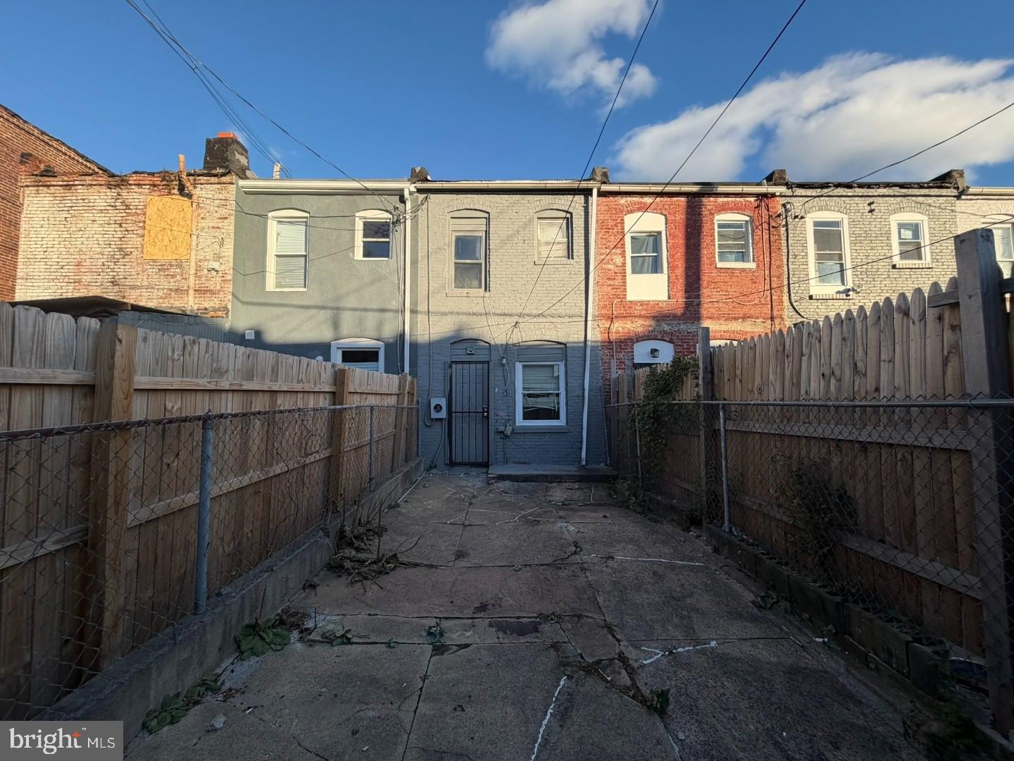 MADISON EASTEND - Residential