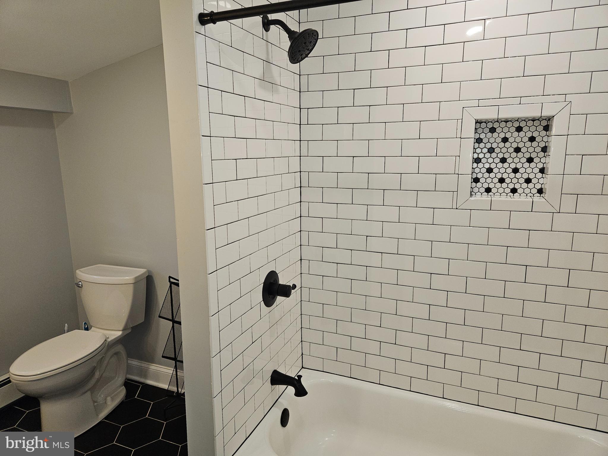 CROYDON - Residential Lease