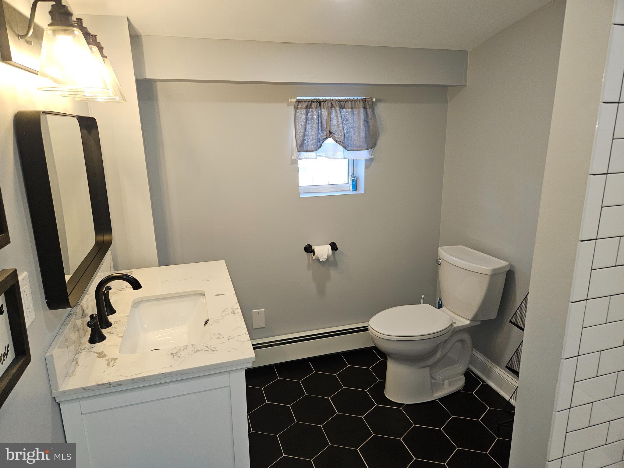 CROYDON - Residential Lease