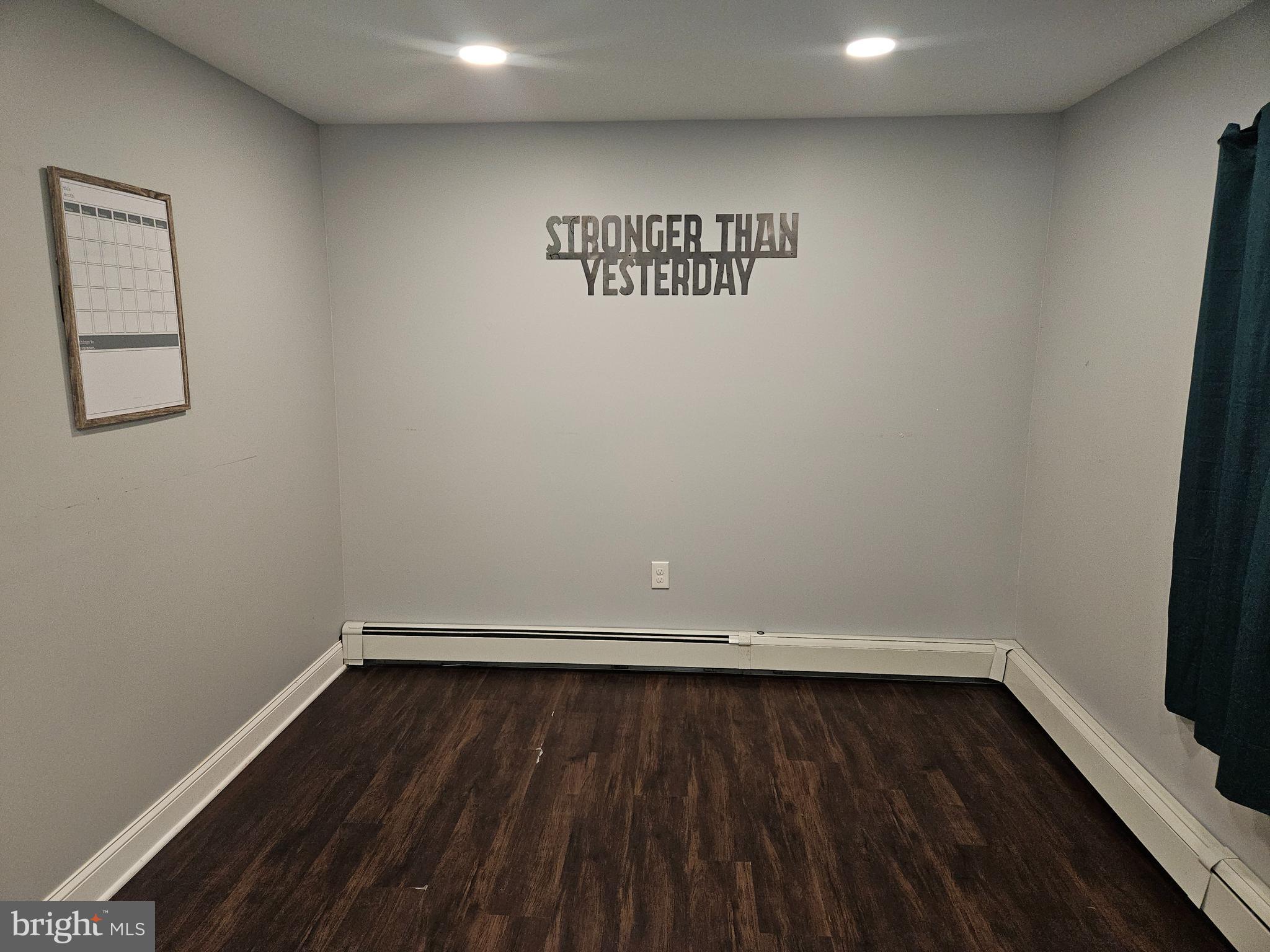 CROYDON - Residential Lease