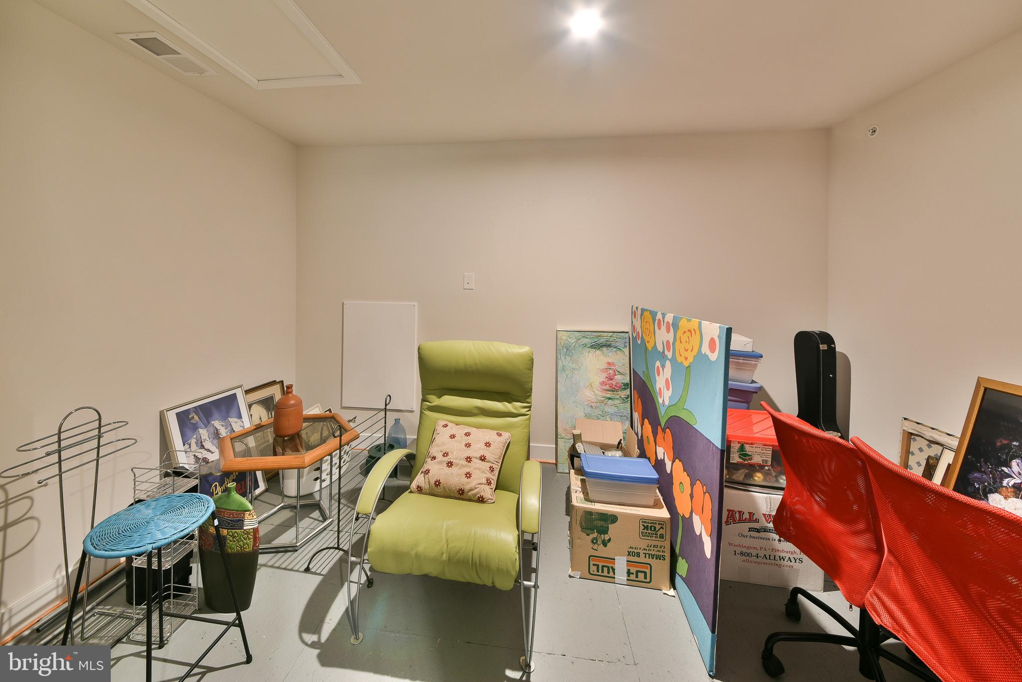 OVERLOOK AT CREEKSIDE - Residential