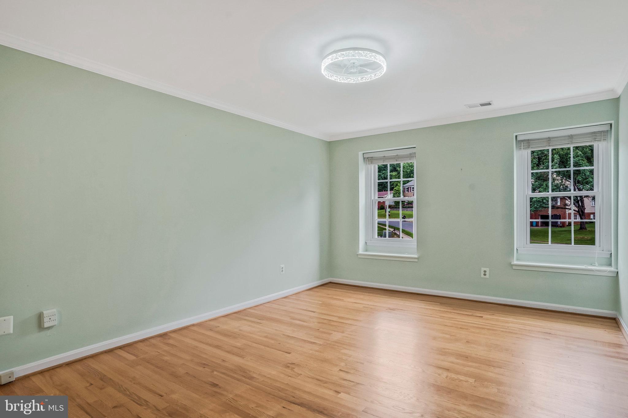 CHAPELWOOD - Residential