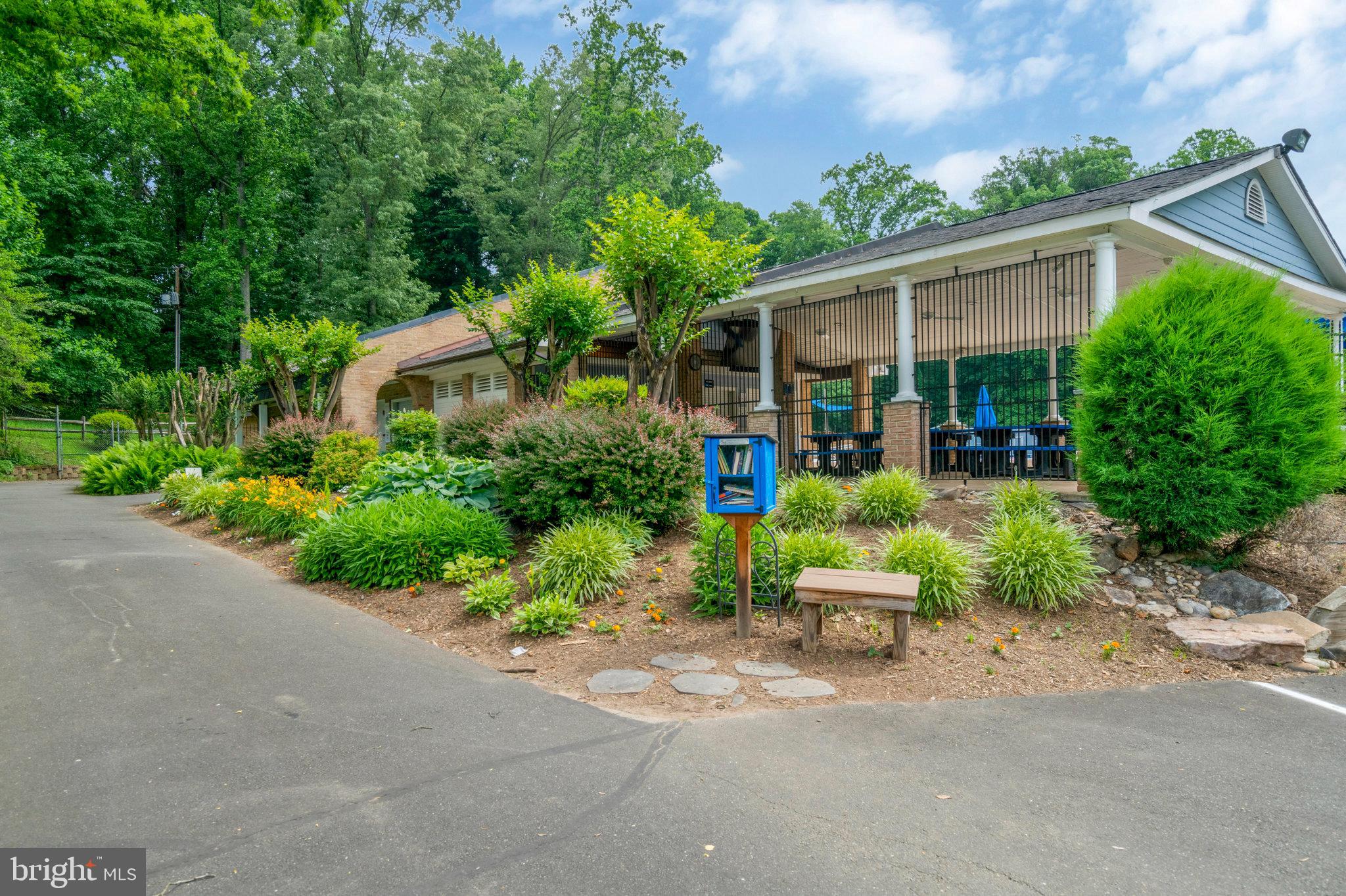 CHAPELWOOD - Residential