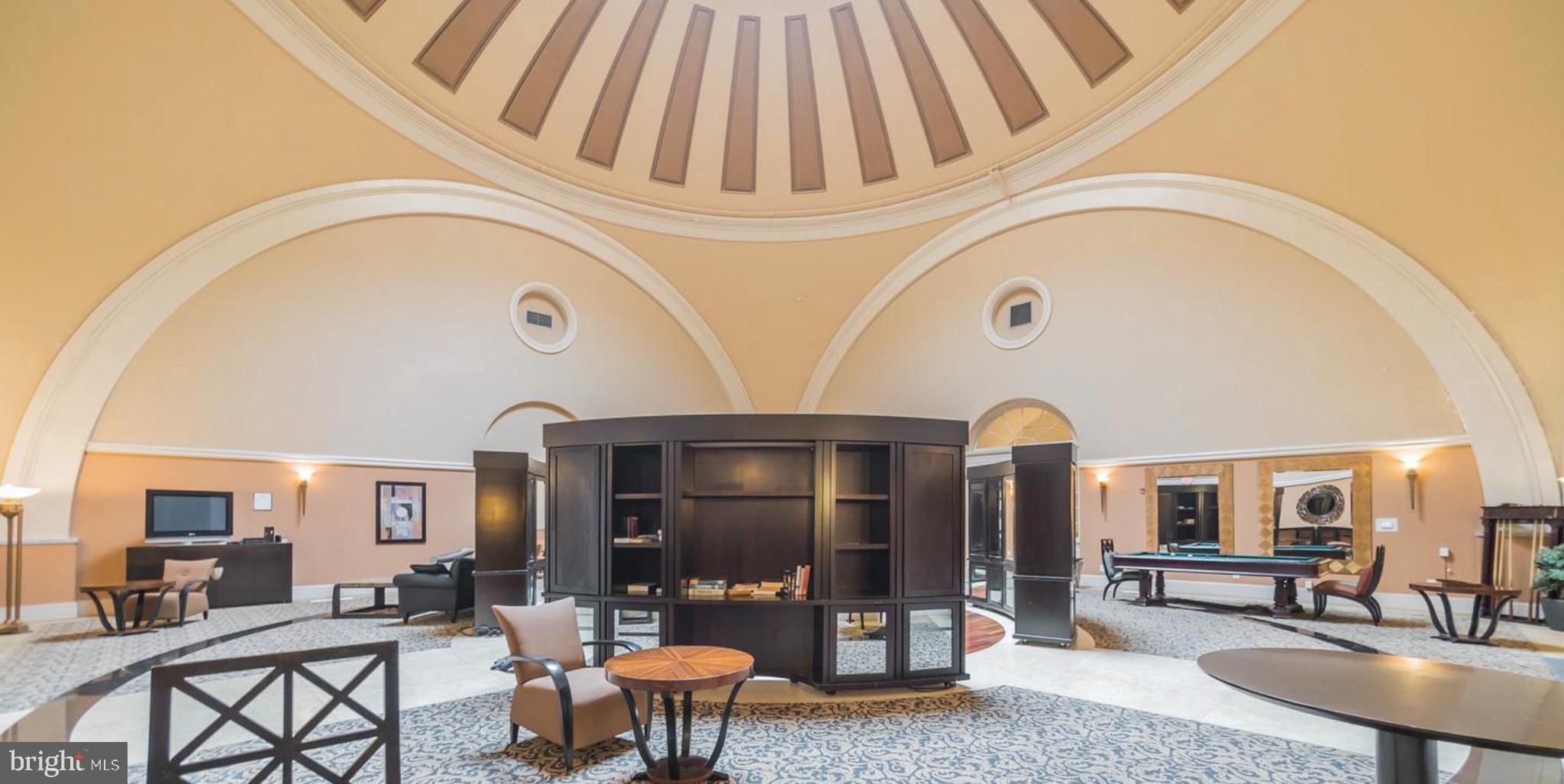 NAVAL SQUARE - Residential