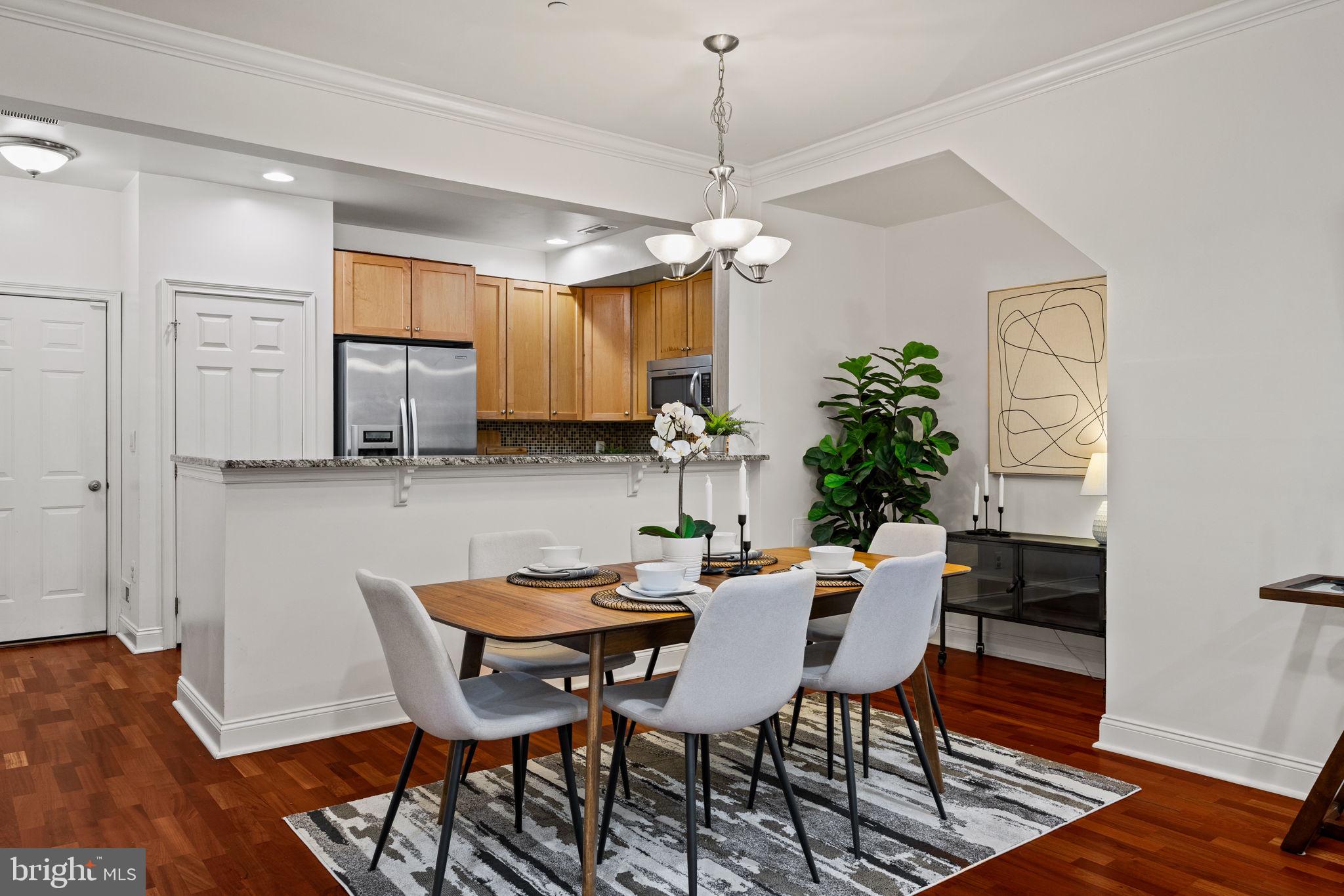 NAVAL SQUARE - Residential