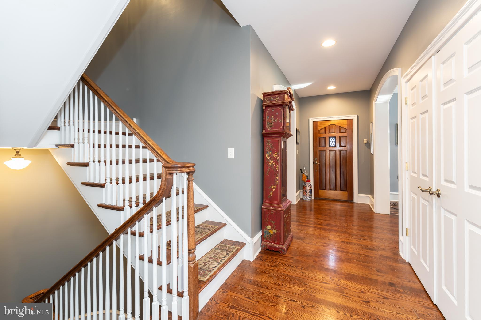 CHESTNUT HILL - Residential