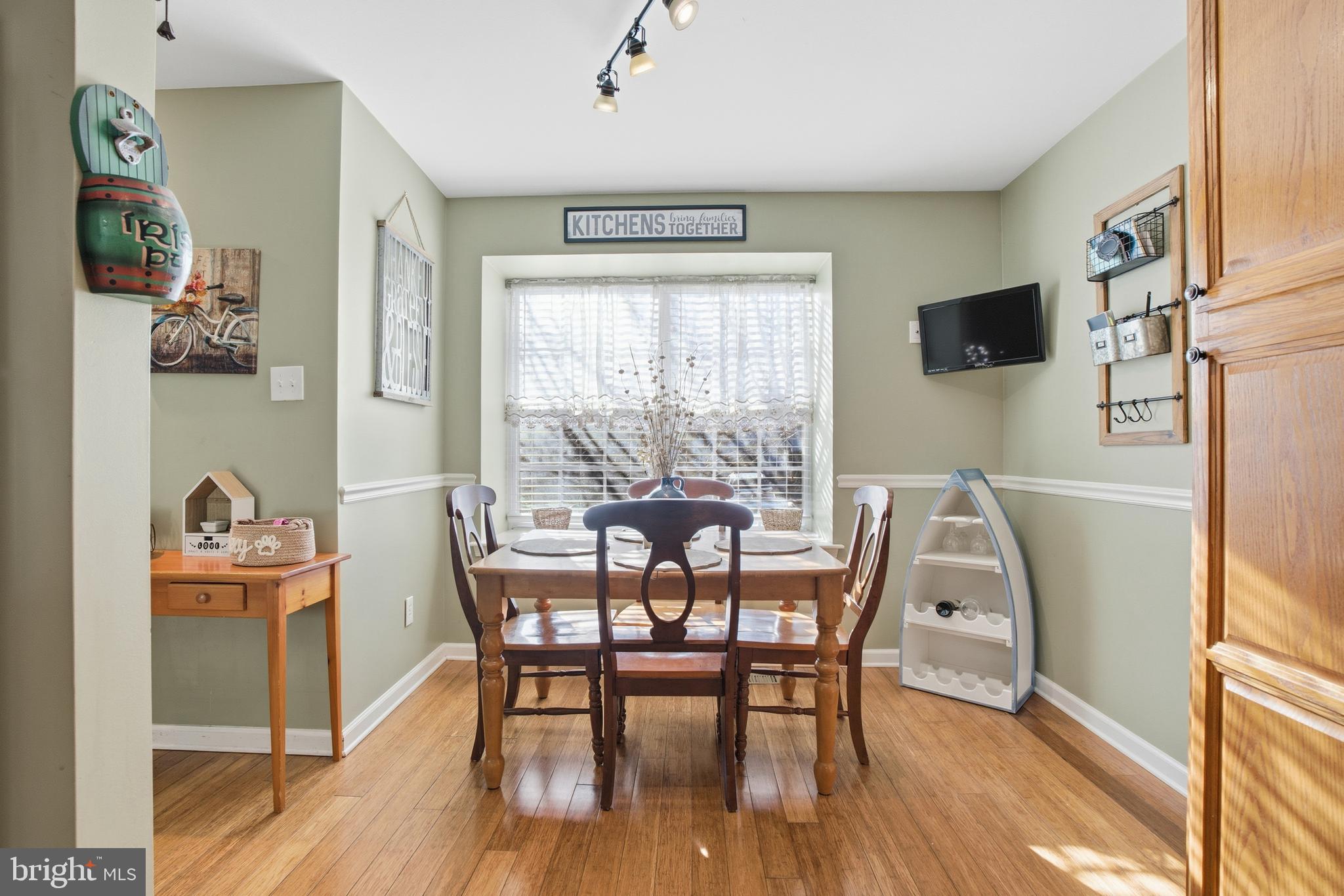 CANTERBURY WOODS - Residential