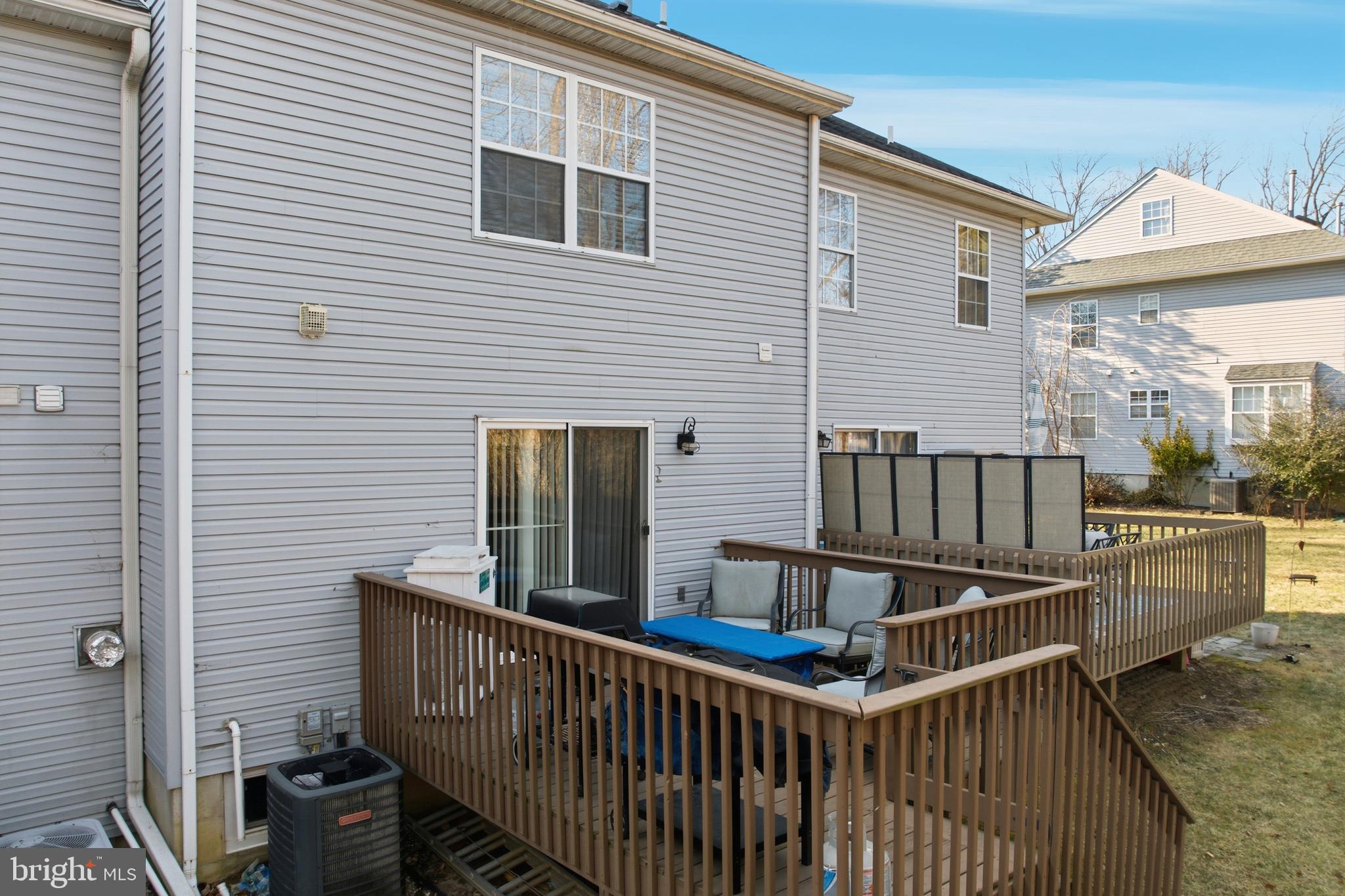 CANTERBURY WOODS - Residential