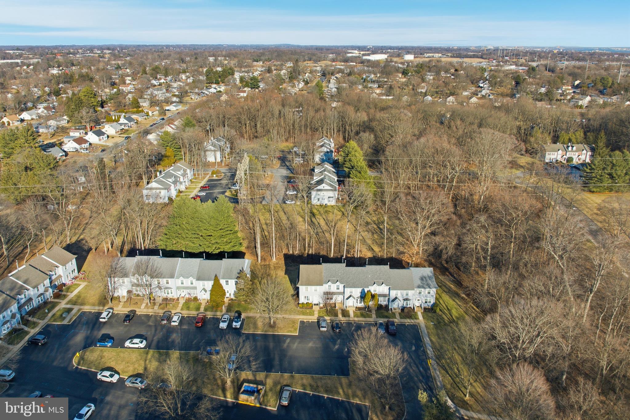 CANTERBURY WOODS - Residential