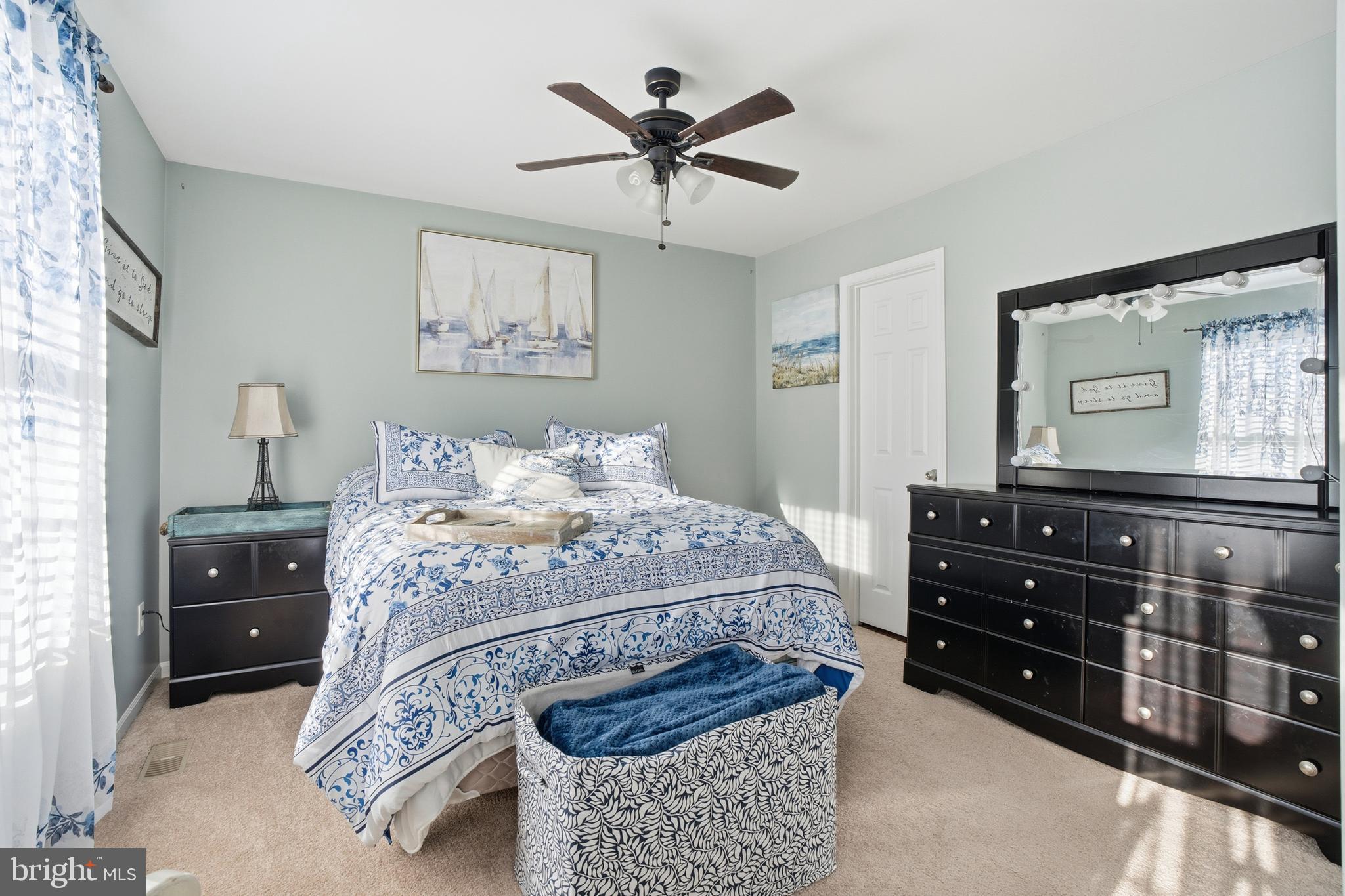 CANTERBURY WOODS - Residential