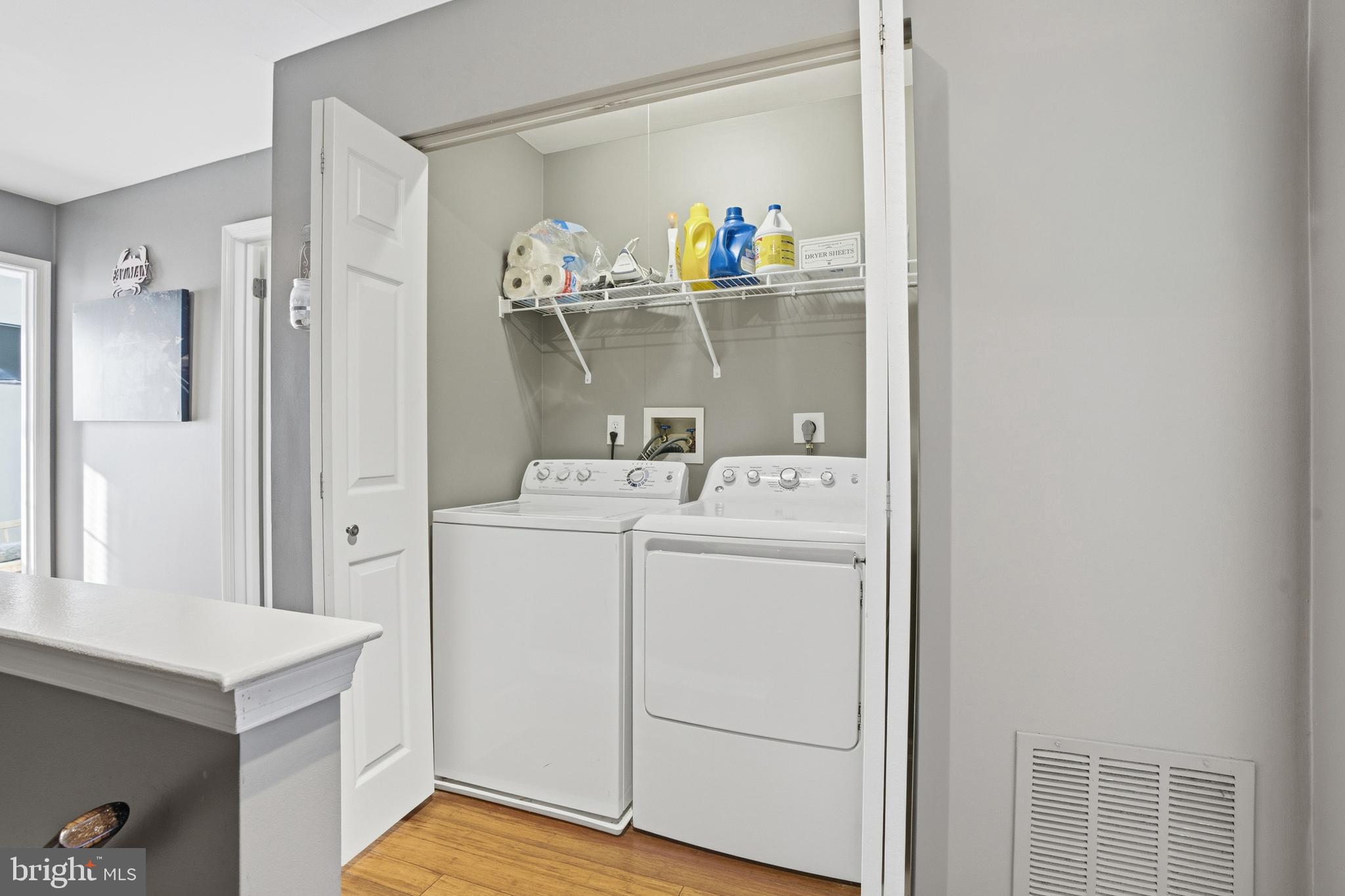 CANTERBURY WOODS - Residential